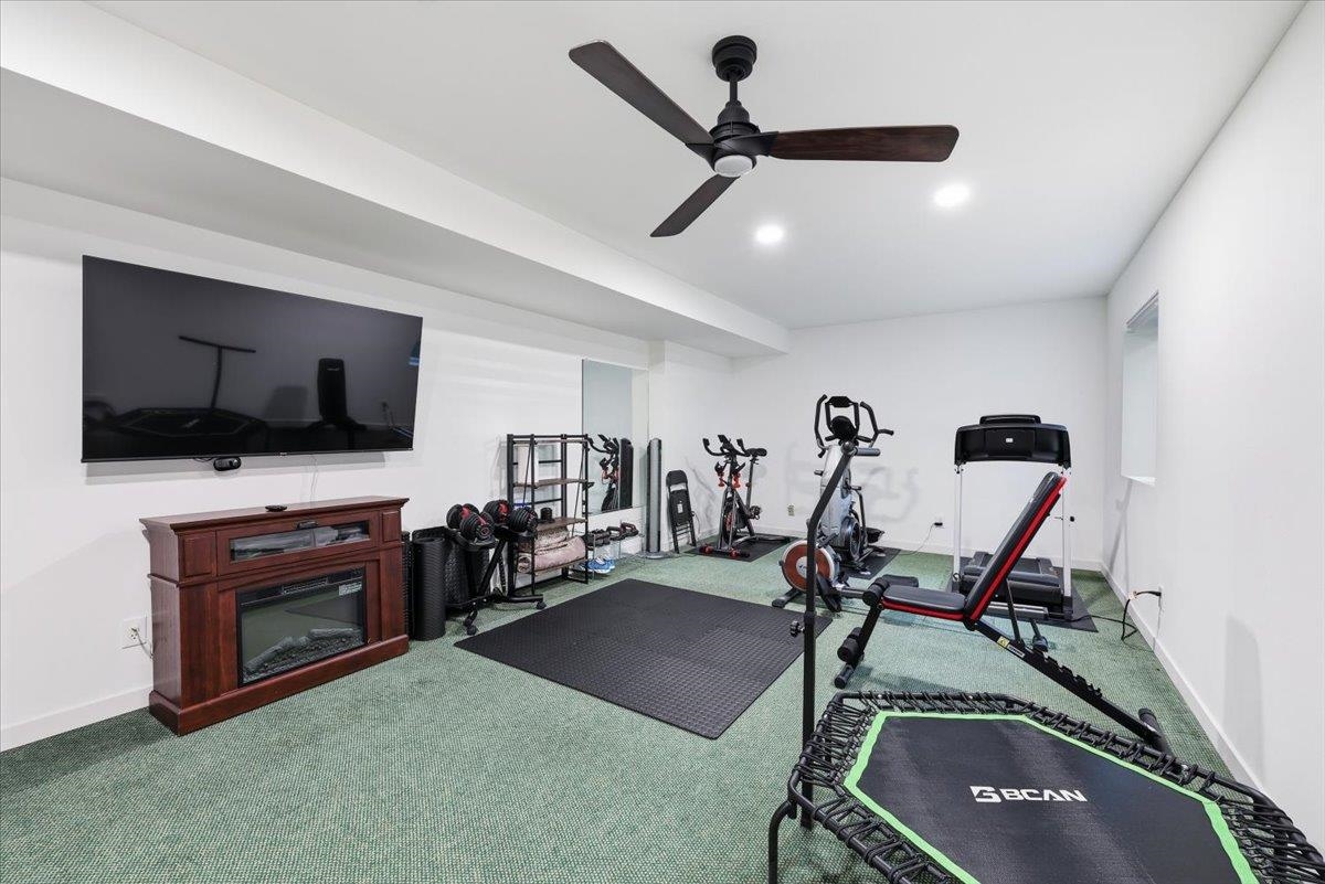 3109 E 65th Ave - Photo 25