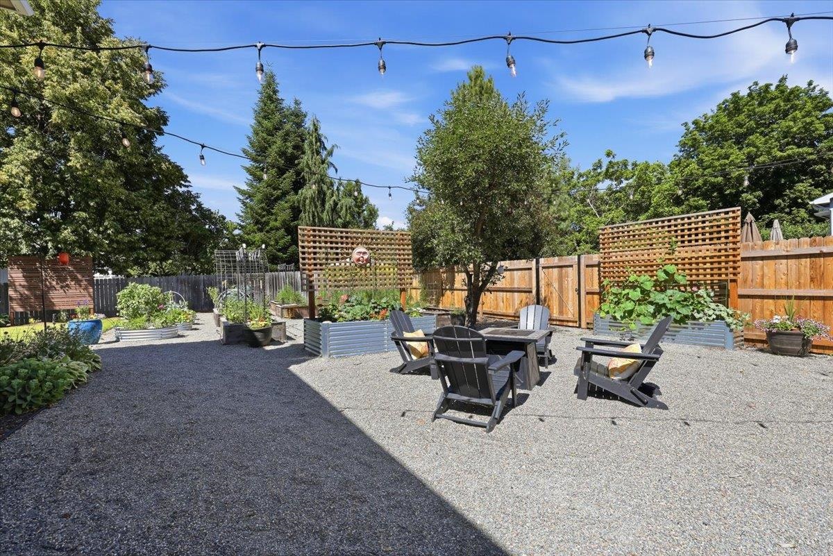 3109 E 65th Ave - Photo 35