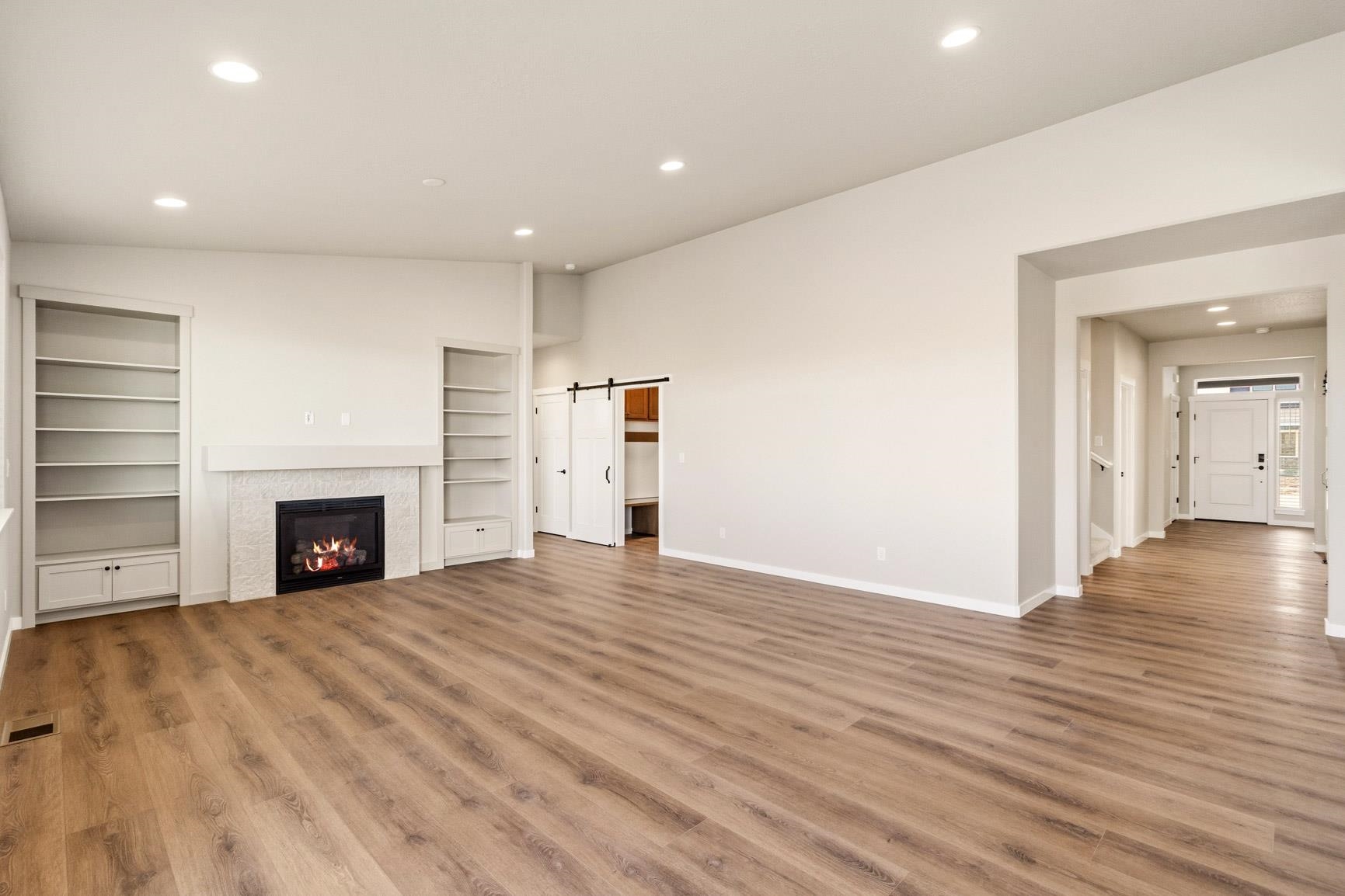 12184 N VALENCIA Ave - Photo 21
