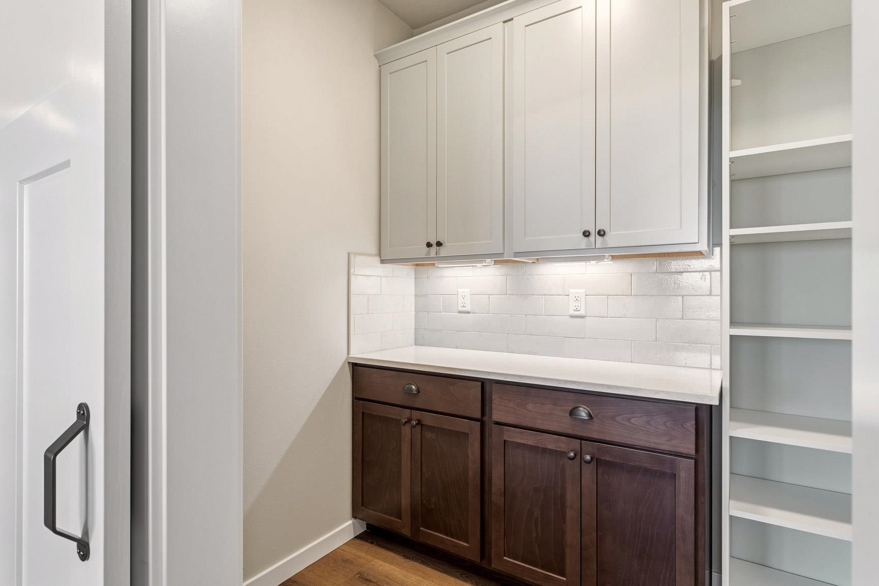 12184 N VALENCIA Ave - Photo 30