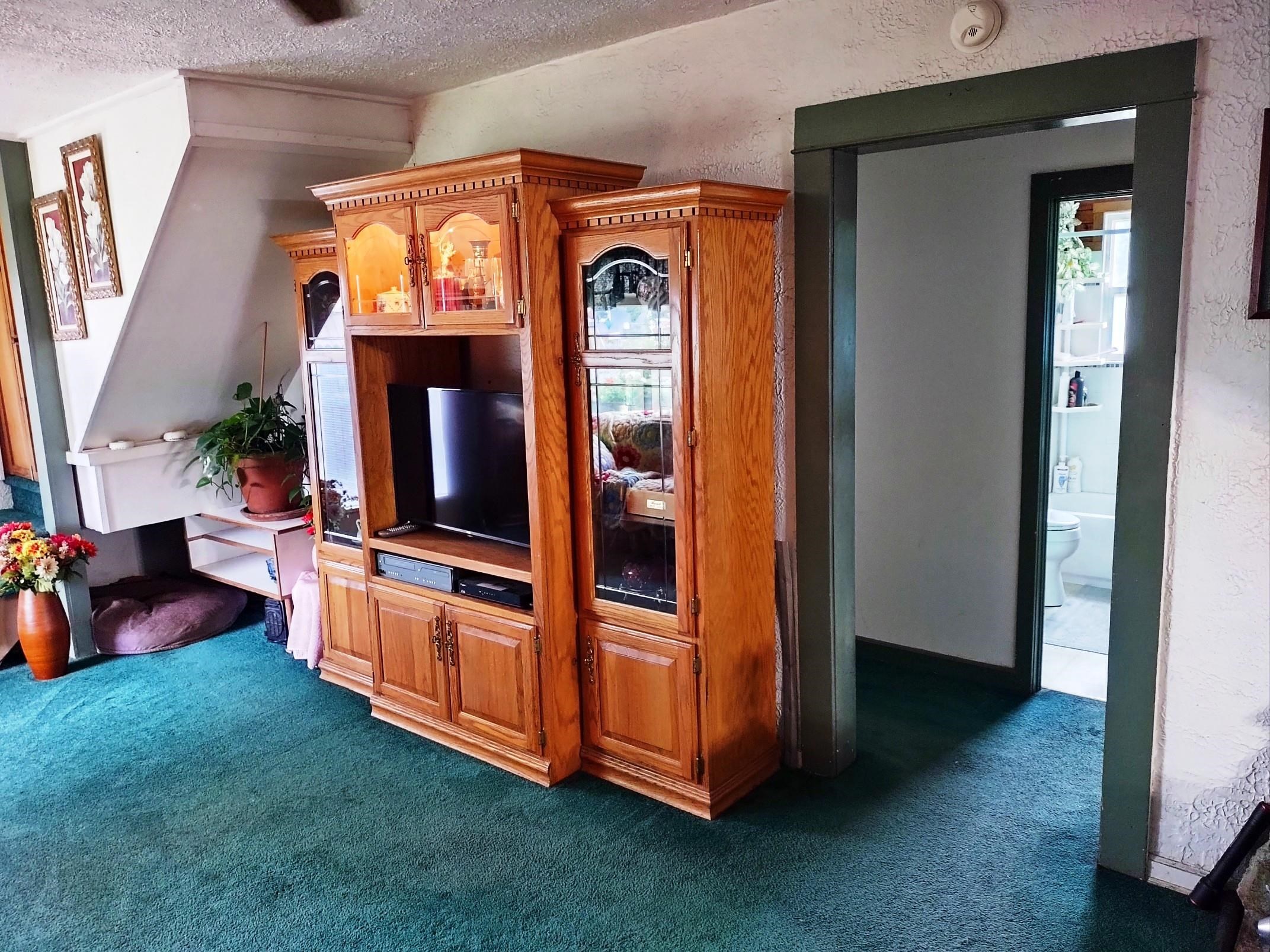 304 S West St - Photo 8