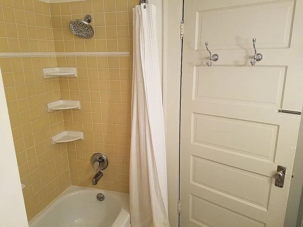2916 S Manito Blvd - Photo 9