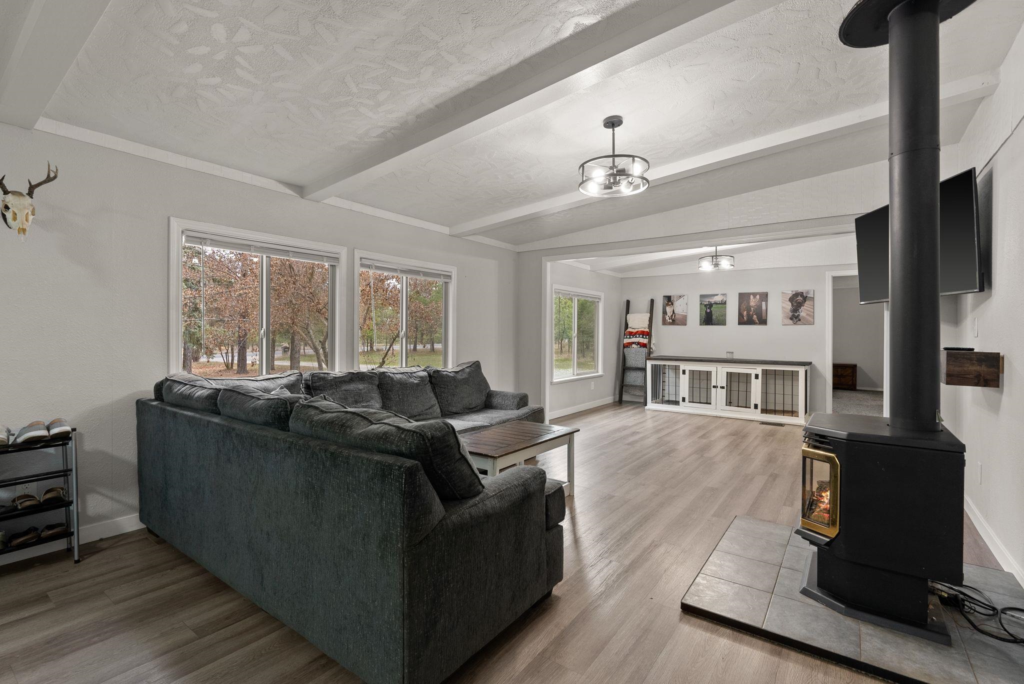 3210 E Denison-Chattaroy Rd - Photo 7
