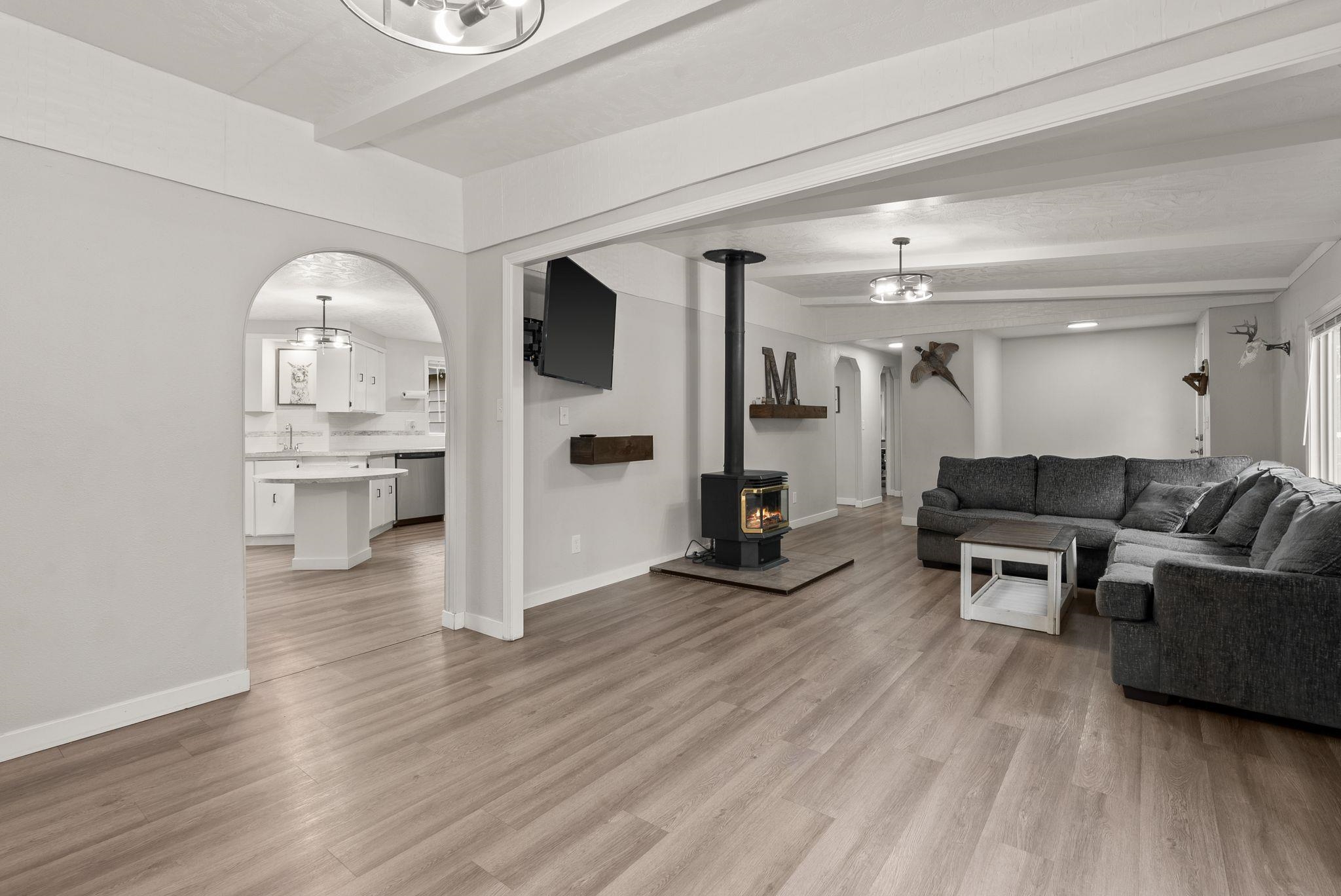 3210 E Denison-Chattaroy Rd - Photo 9