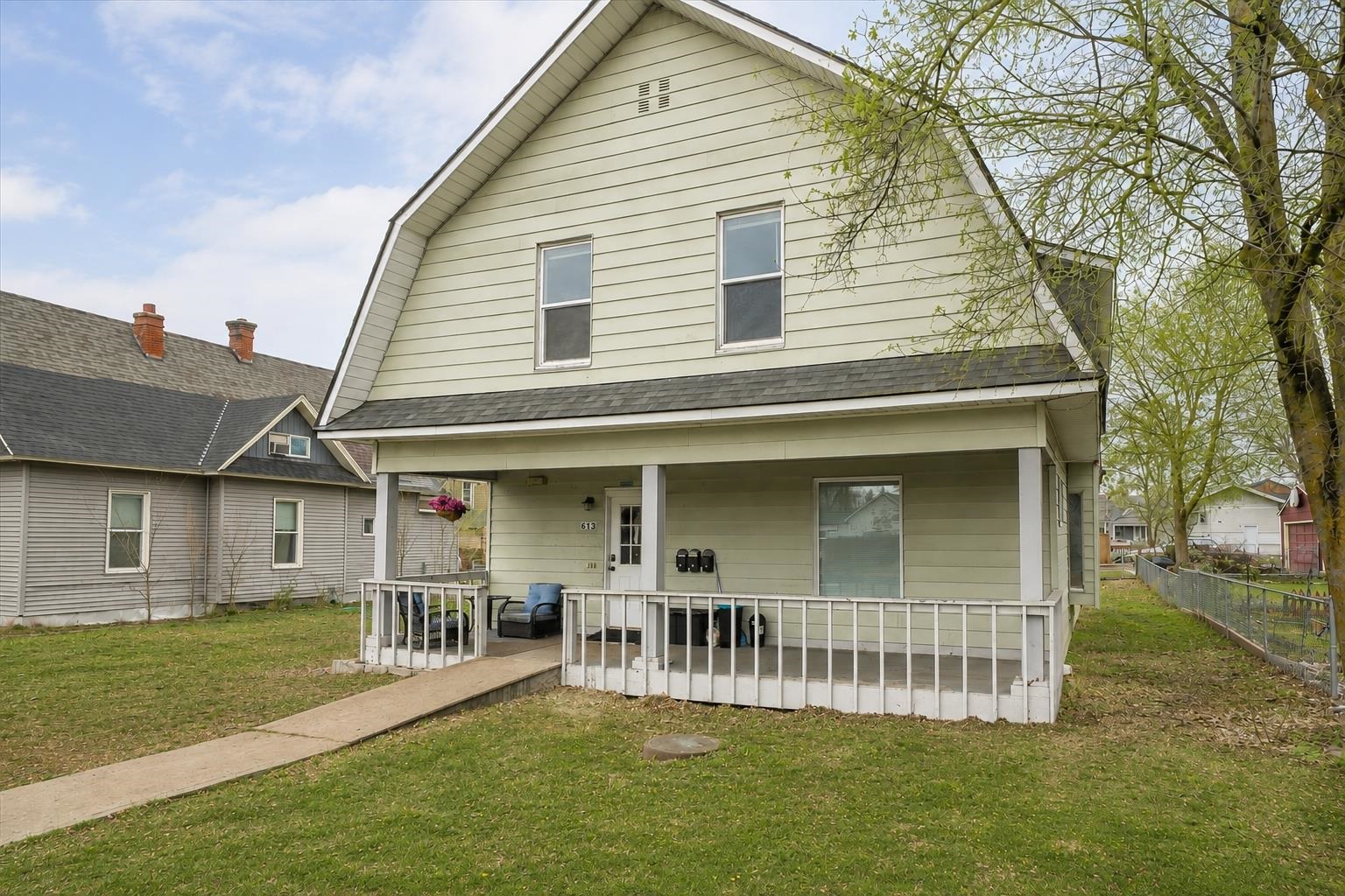 613 W Knox Ave - Photo 3