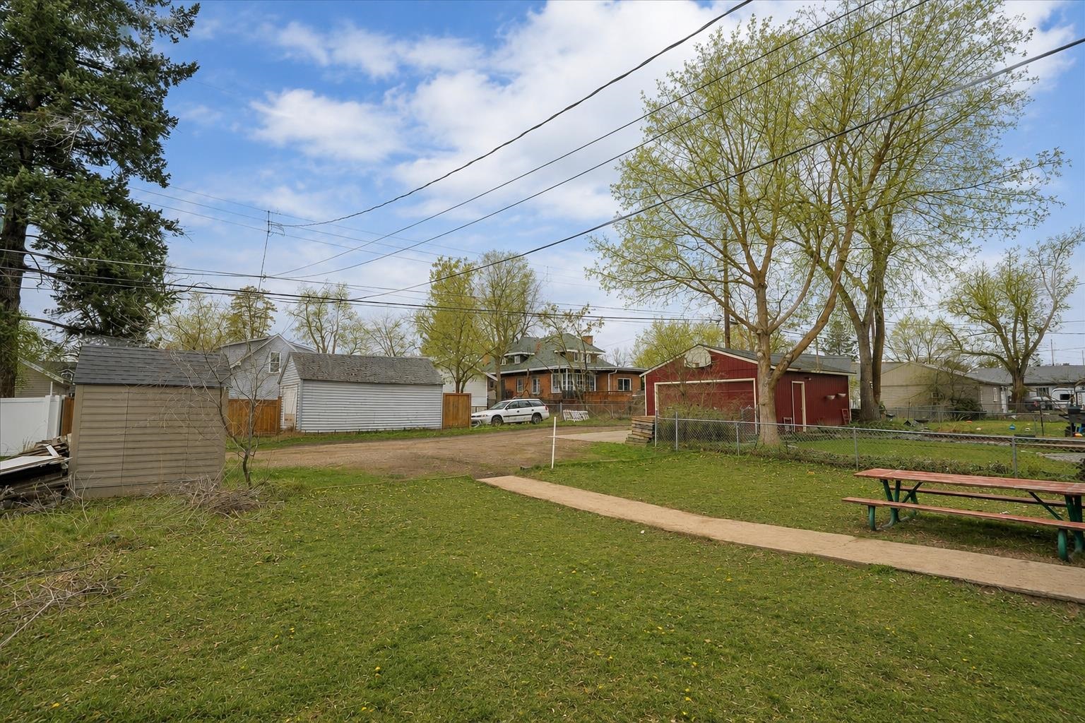 613 W Knox Ave - Photo 23