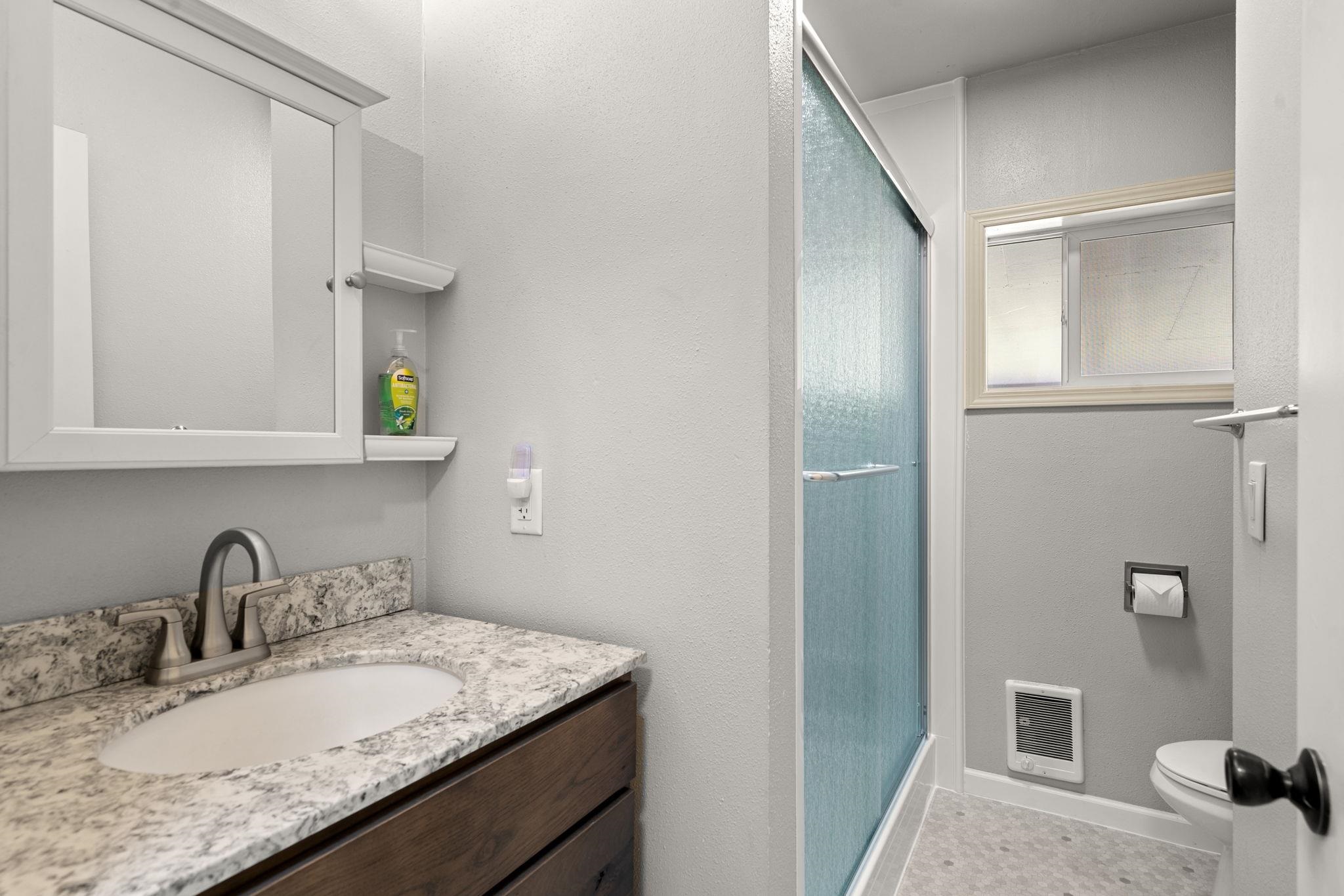 12719 E 8th Ave - Photo 18