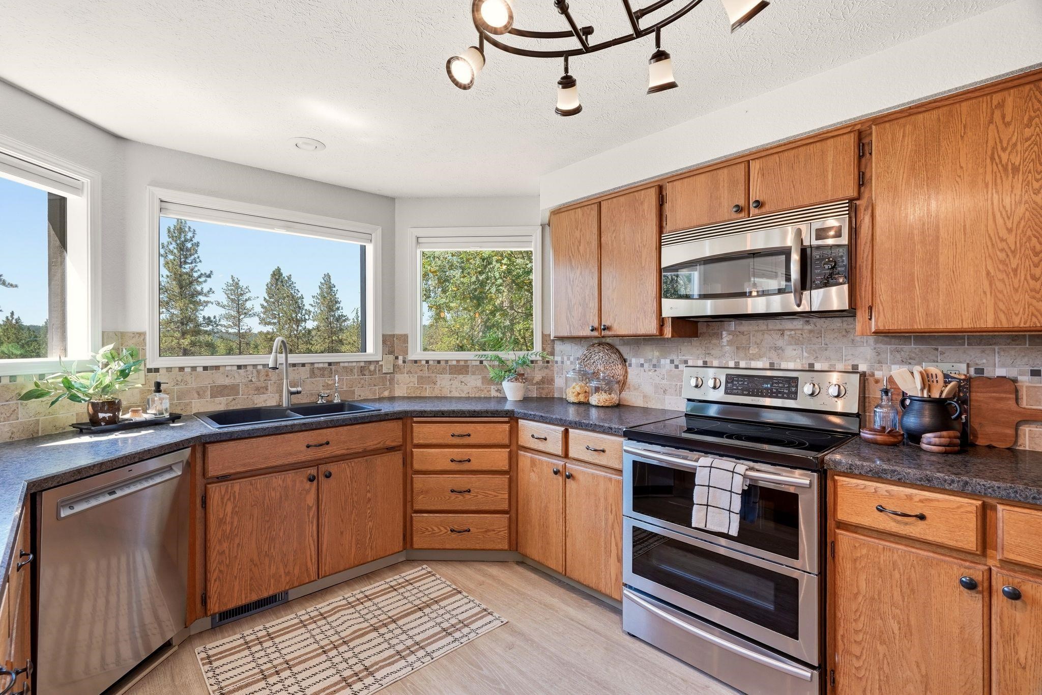 6807 Tomaker Ln - Photo 17