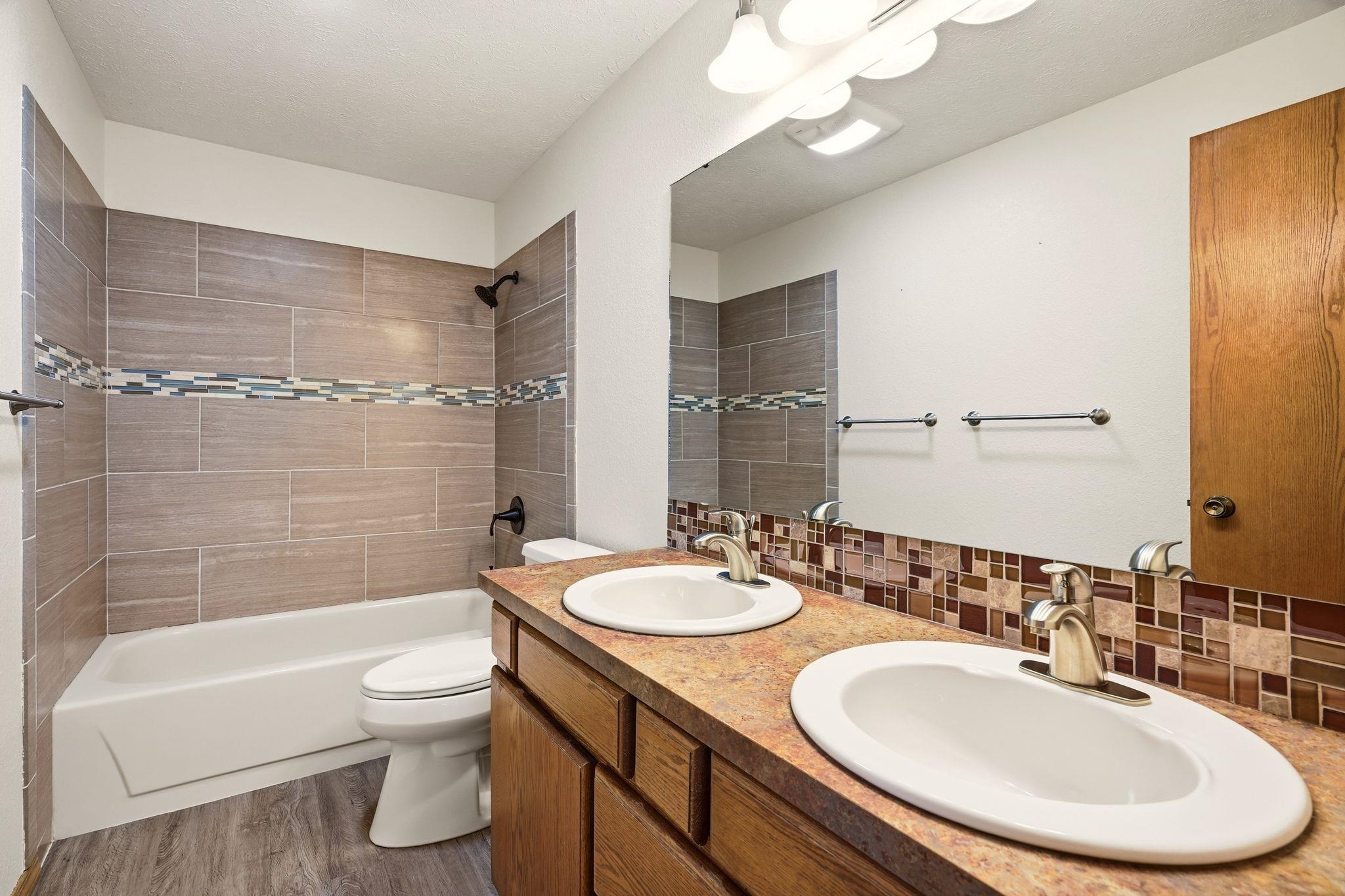 6807 Tomaker Ln - Photo 33