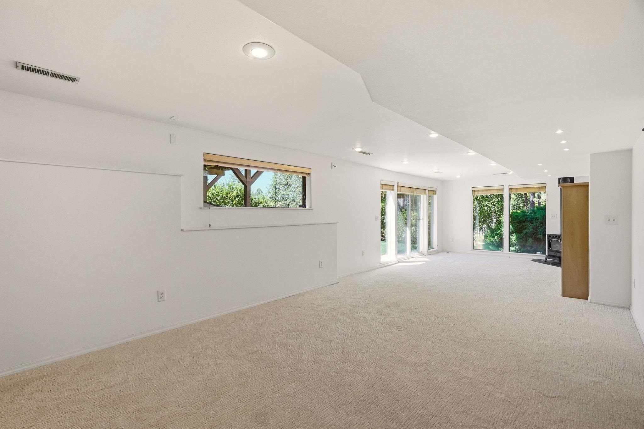 6807 Tomaker Ln - Photo 38