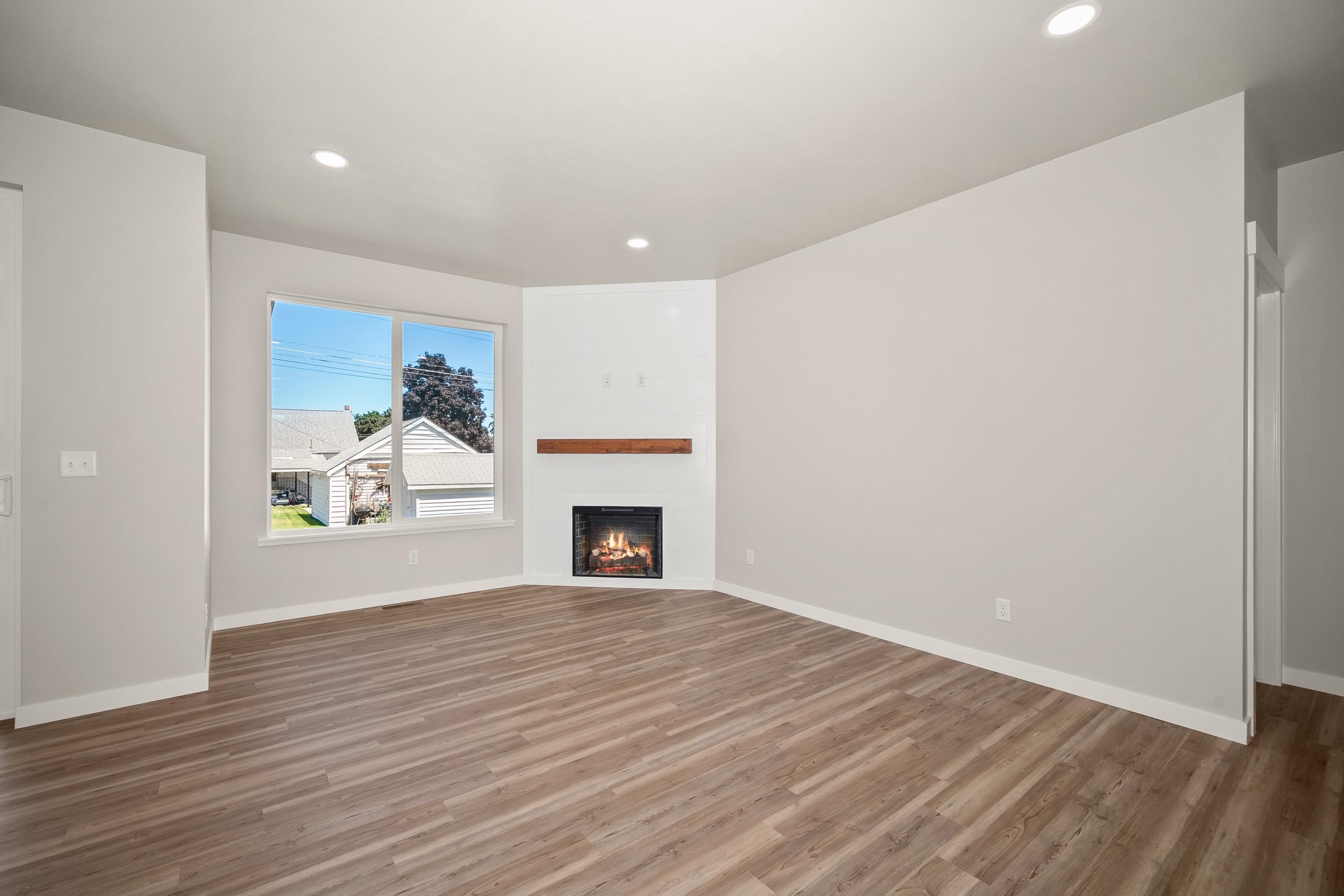 2011 E Longfellow Ave - Photo 9