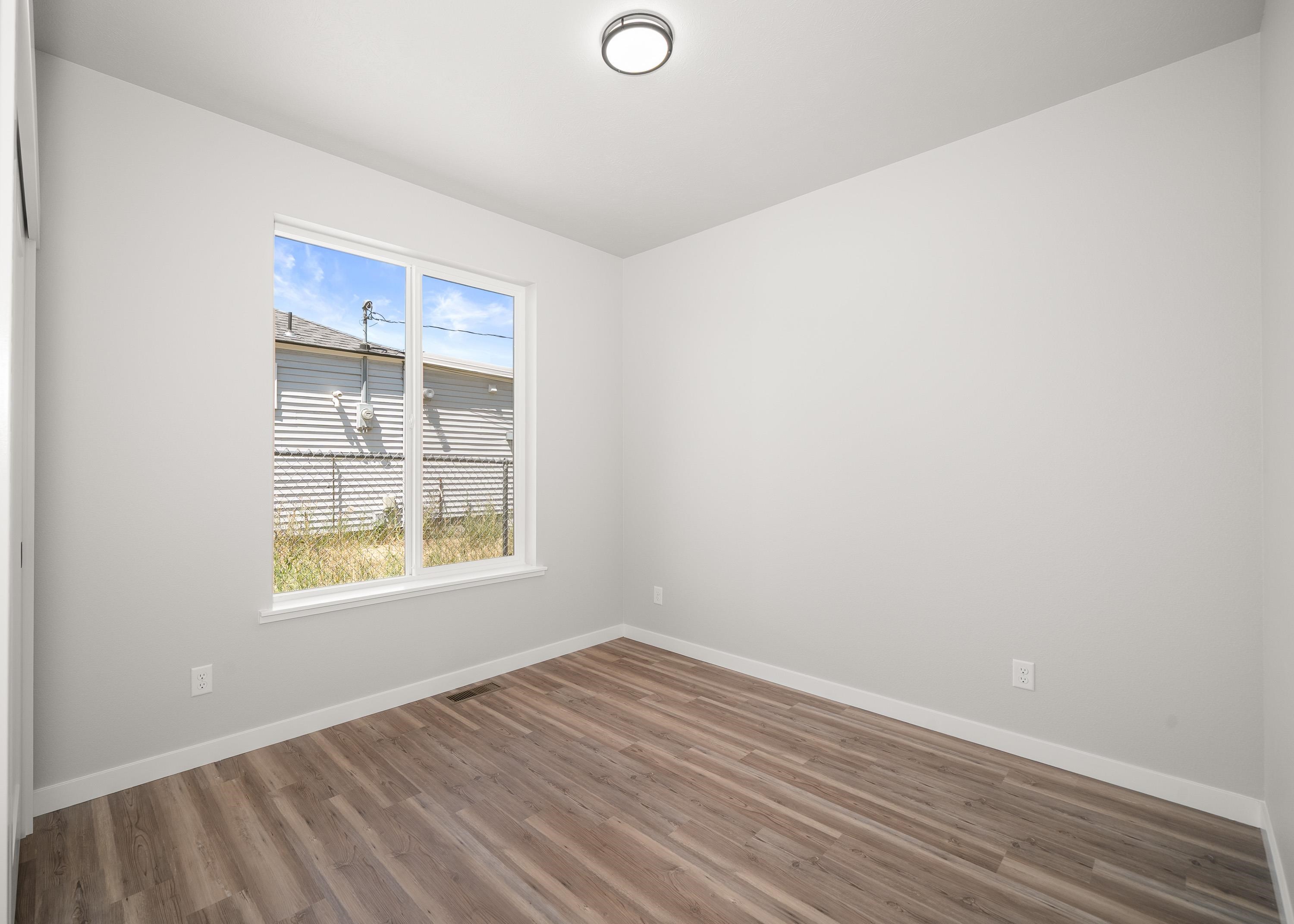 2011 E Longfellow Ave - Photo 28