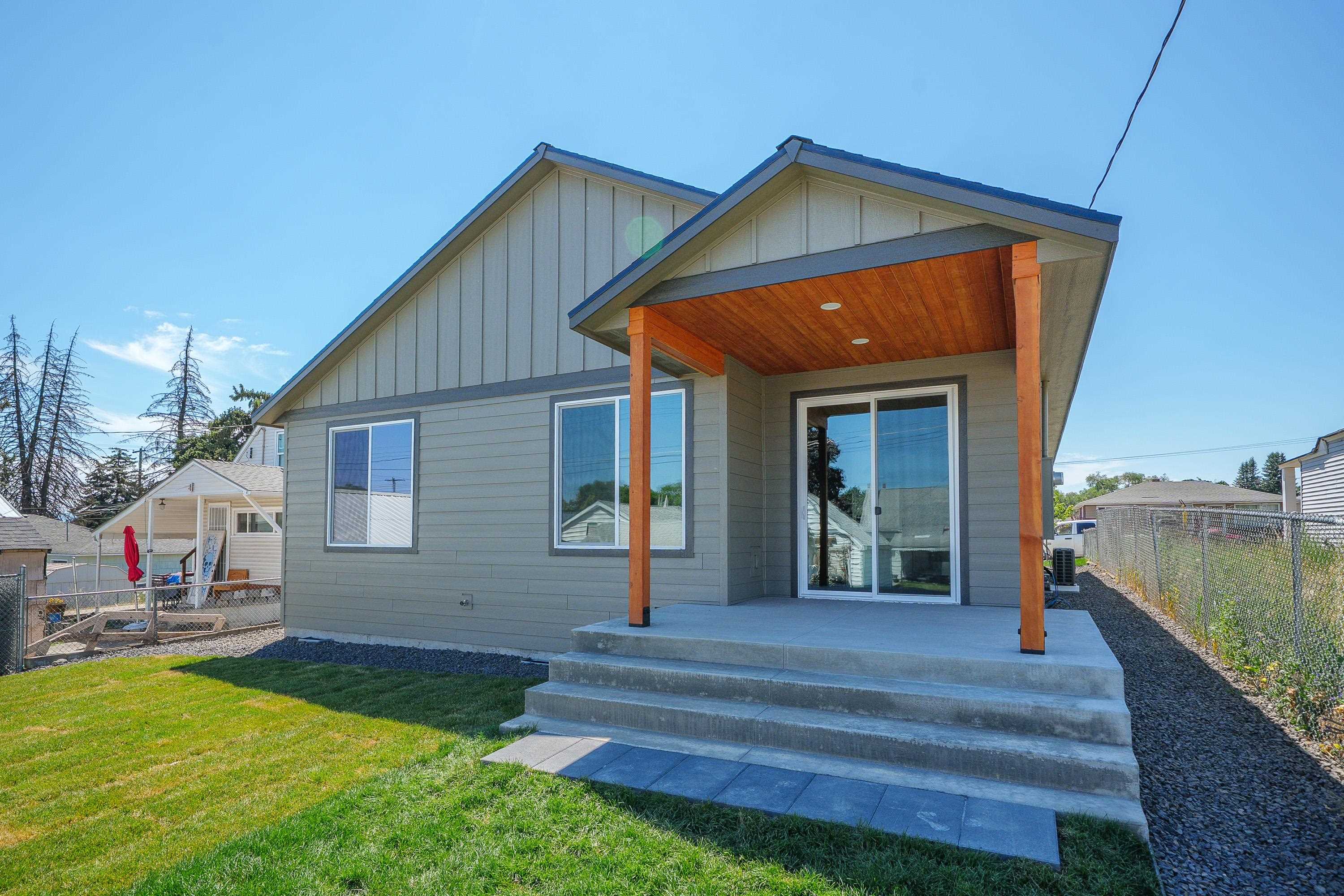 2011 E Longfellow Ave - Photo 34
