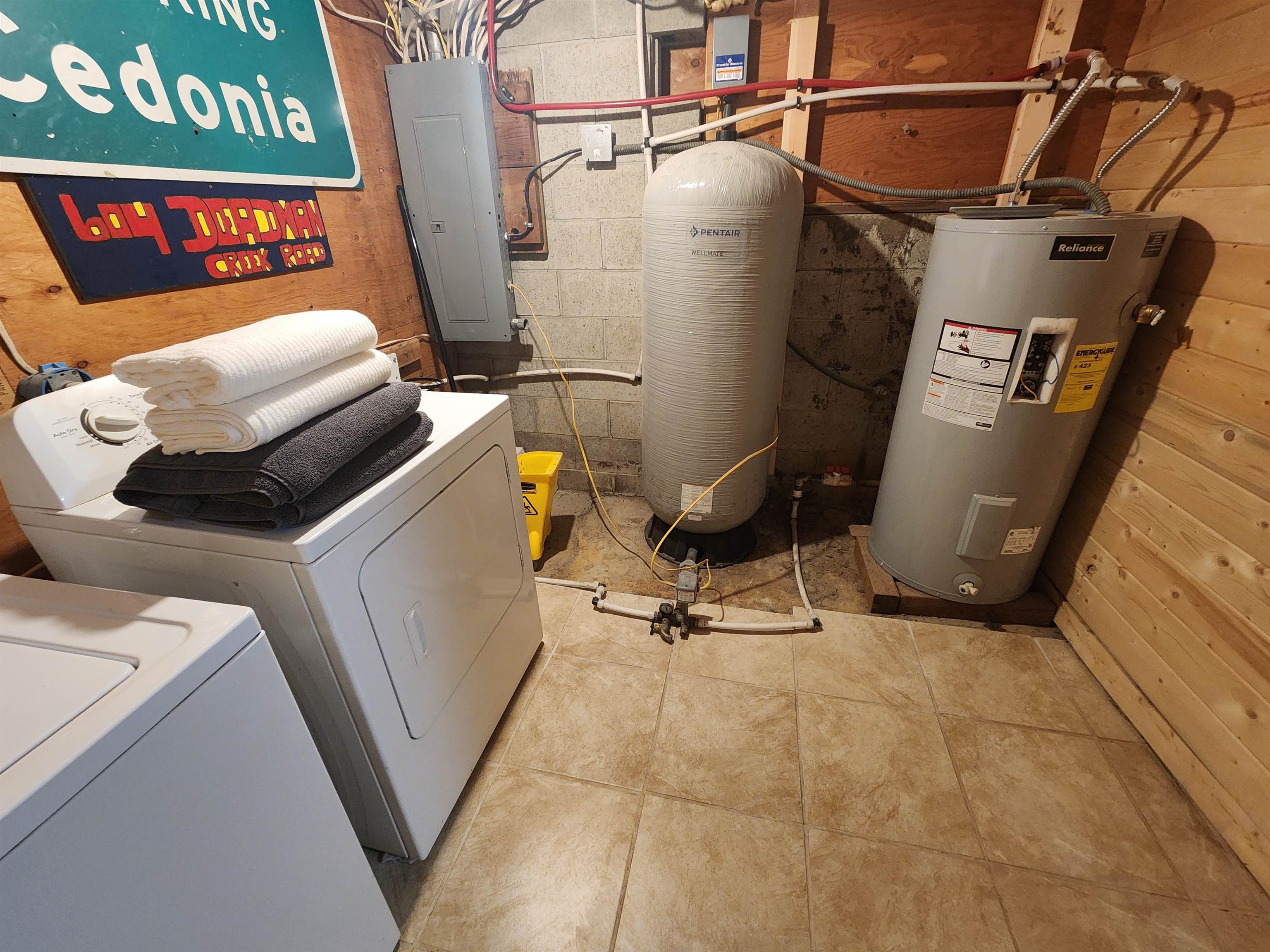 604 Deadman Creek Rd - Photo 22