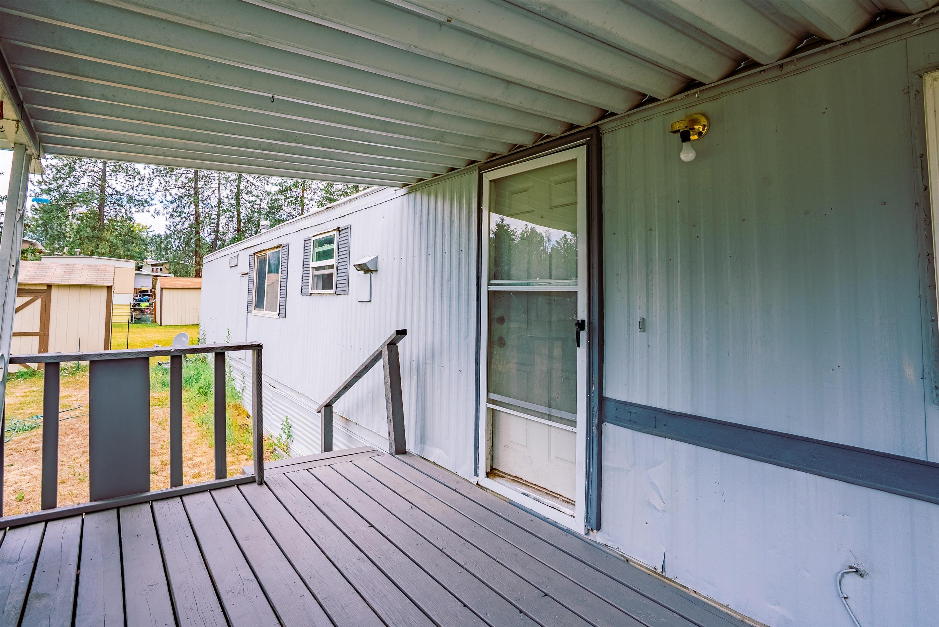 34124 N Newport Hwy - Photo 2