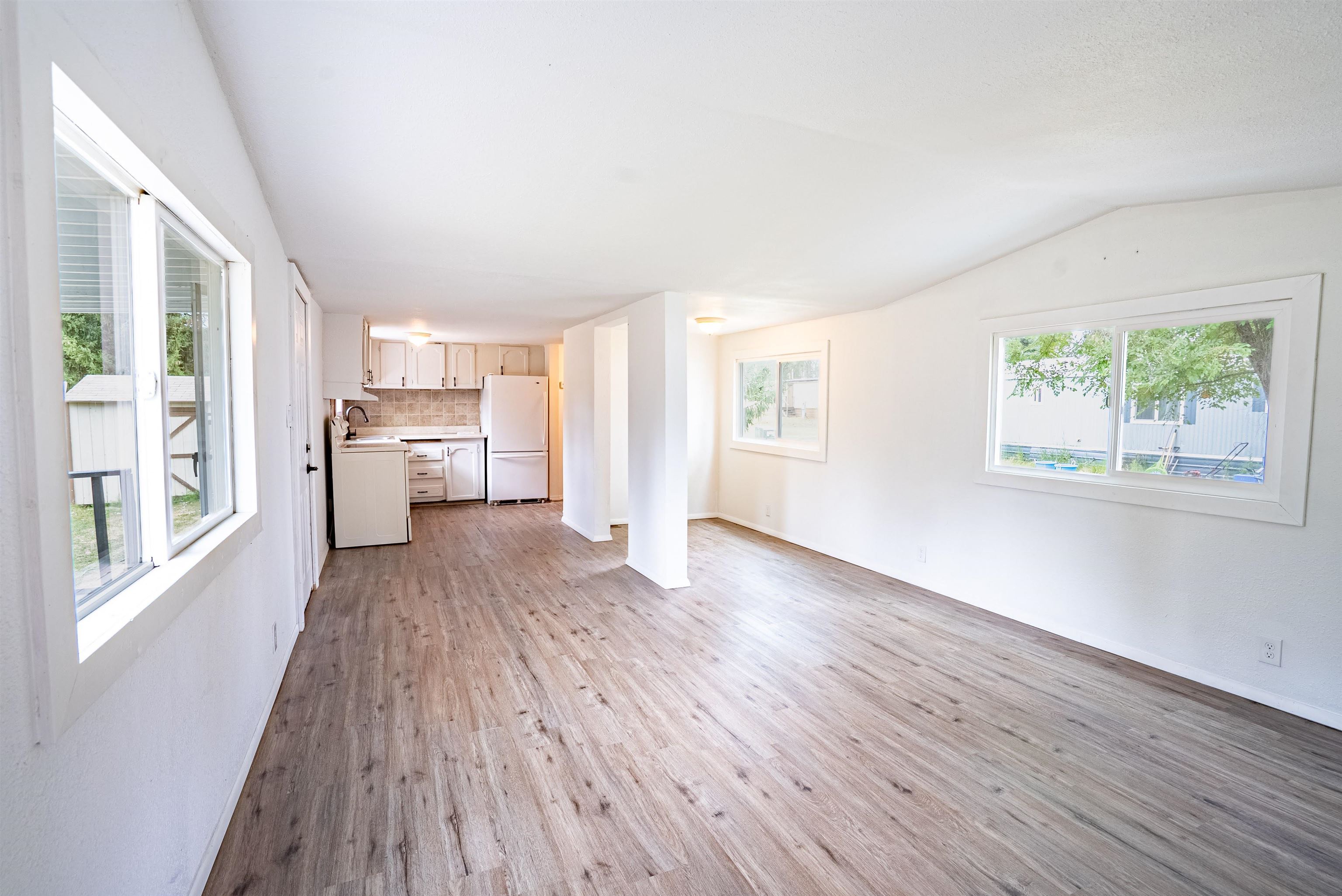 34124 N Newport Hwy - Photo 5