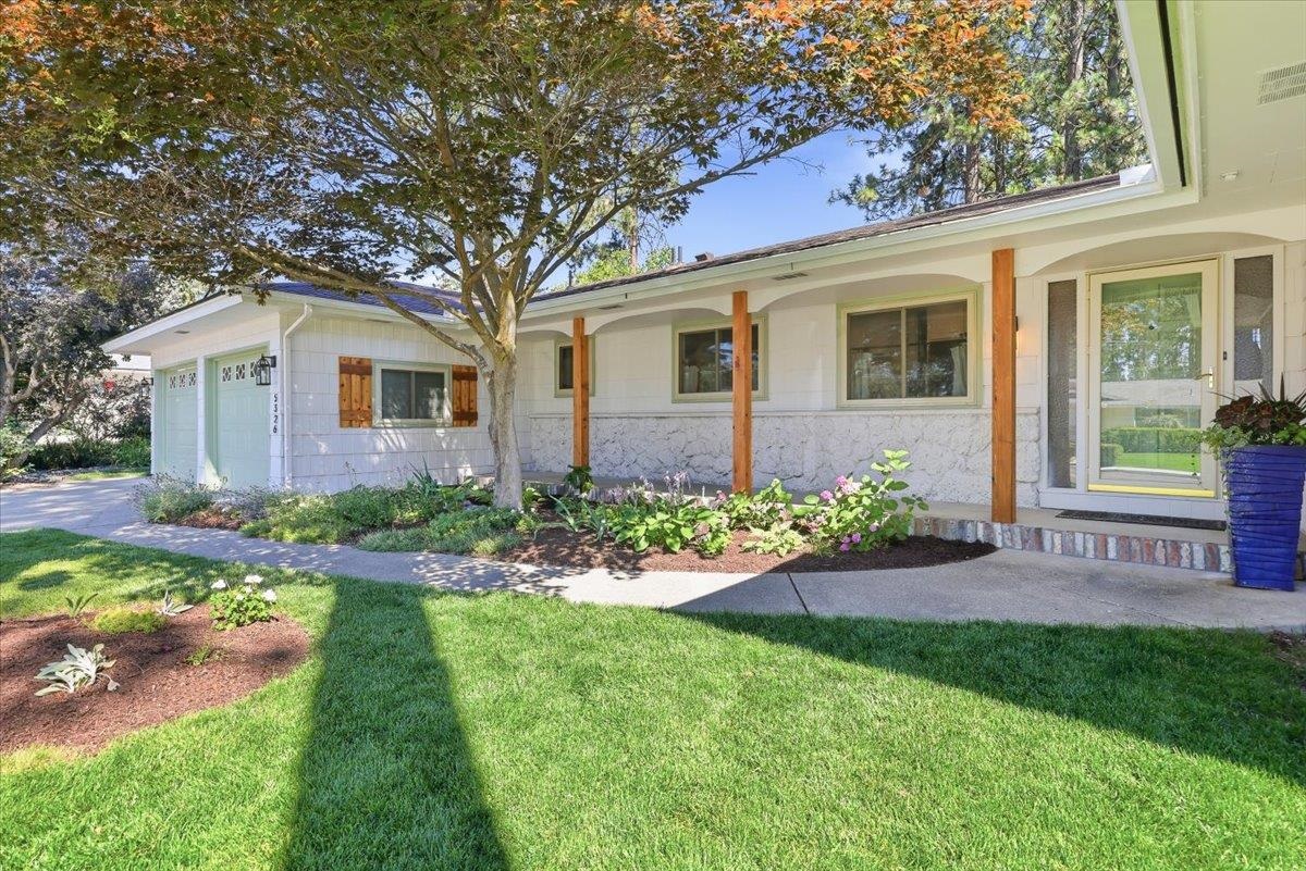 5326 W Shawnee Ave - Photo 3
