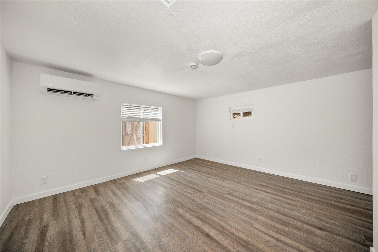 2203 E Glass Ave - Photo 17
