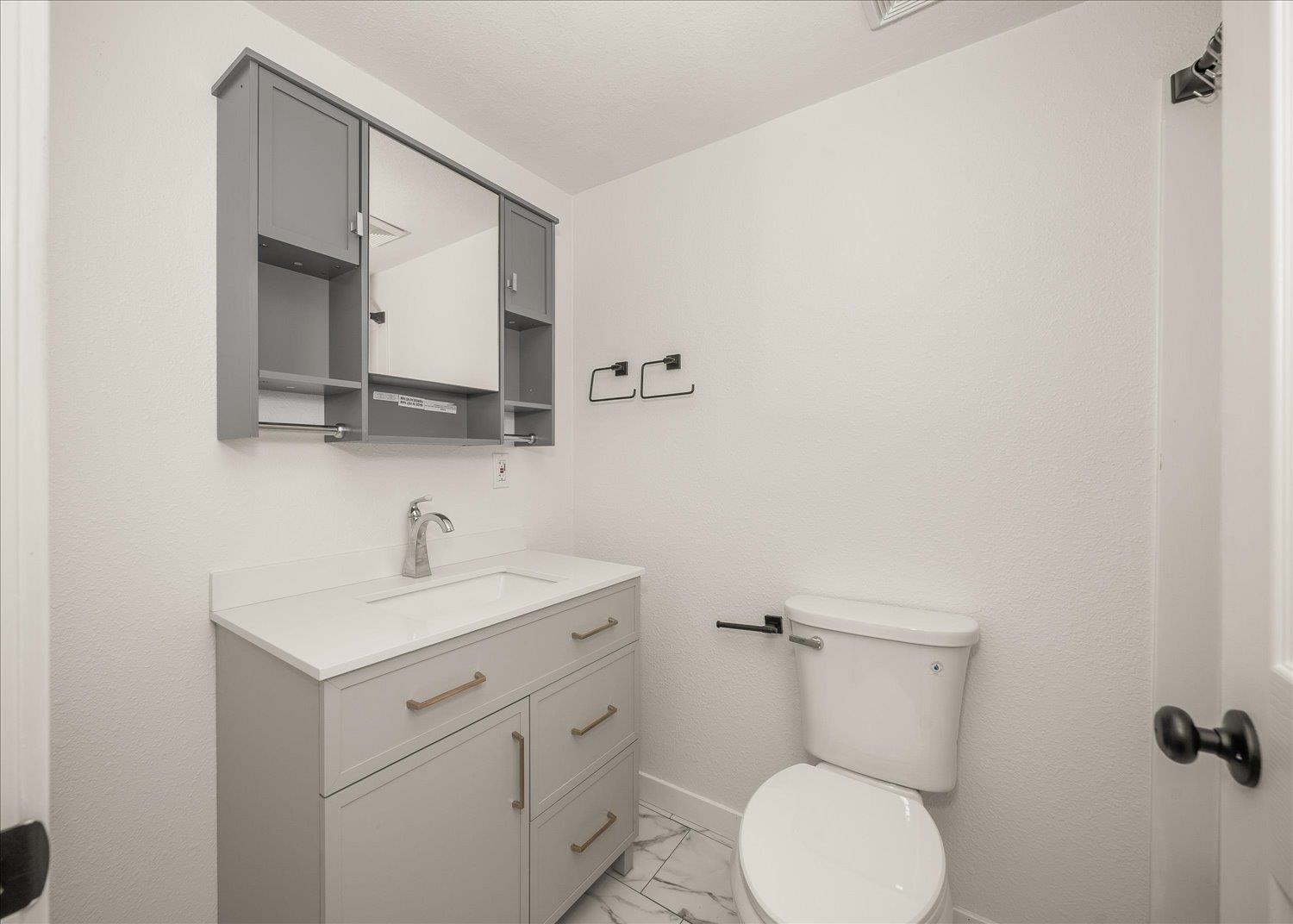 2203 E Glass Ave - Photo 21