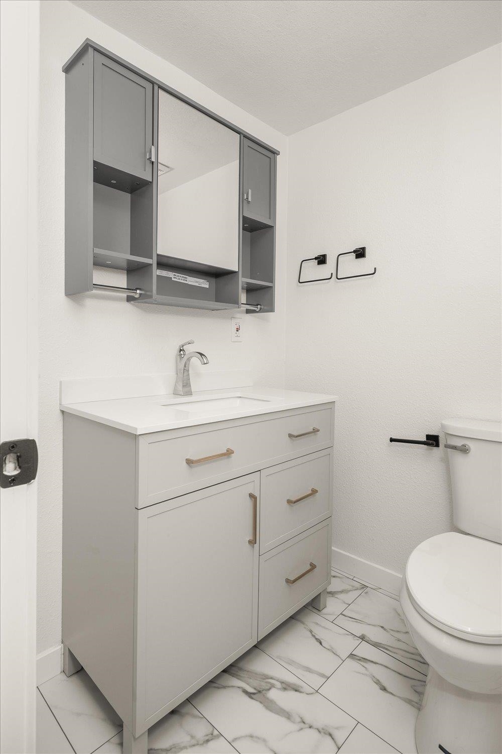 2203 E Glass Ave - Photo 22