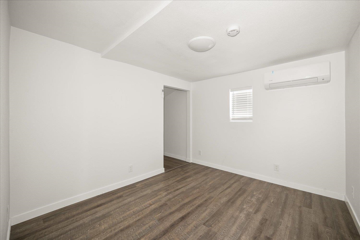 2203 E Glass Ave - Photo 23
