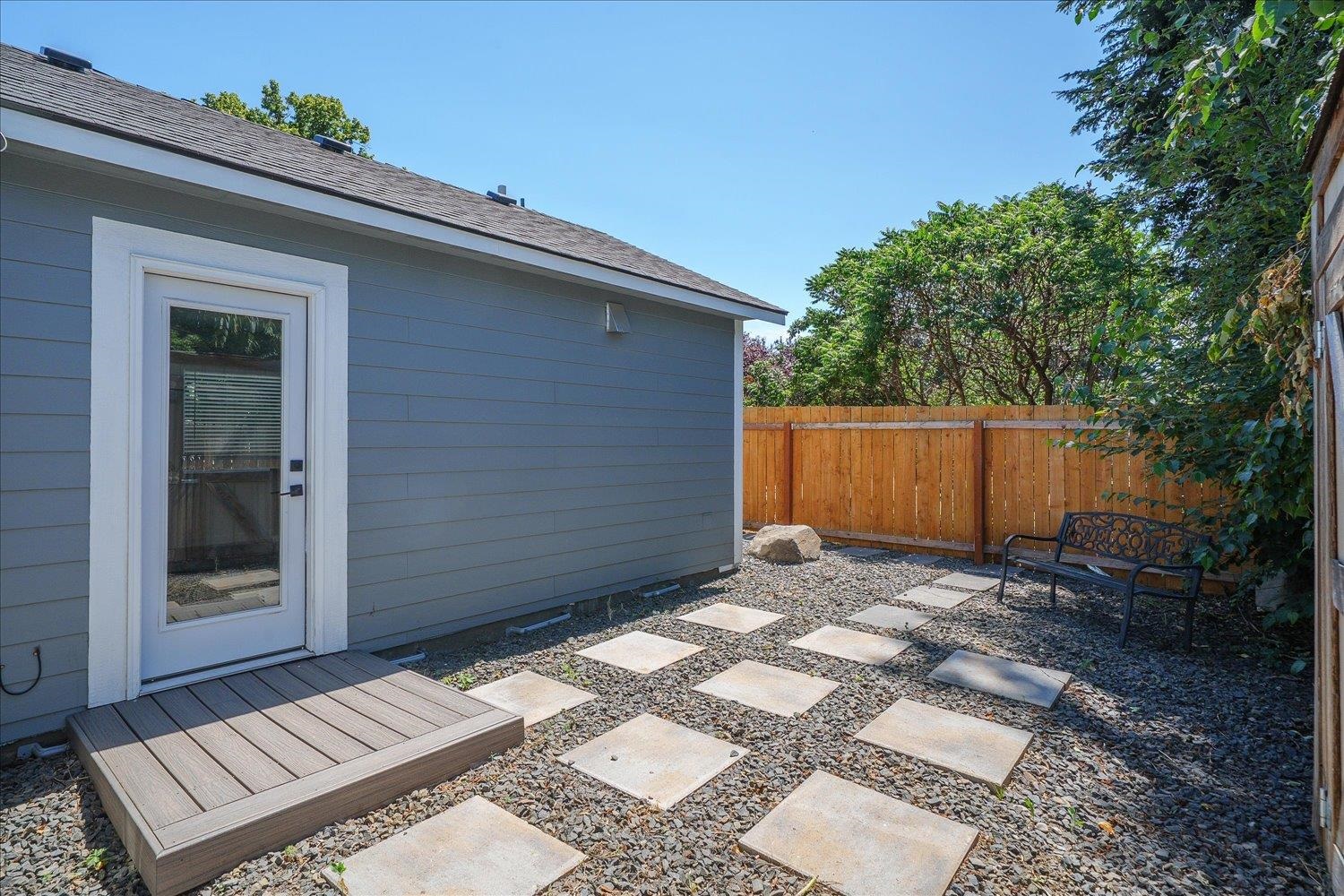 2203 E Glass Ave - Photo 28