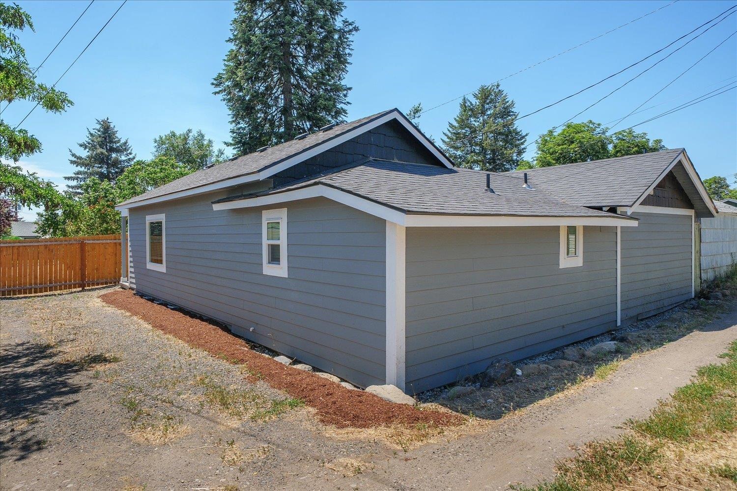 2203 E Glass Ave - Photo 30