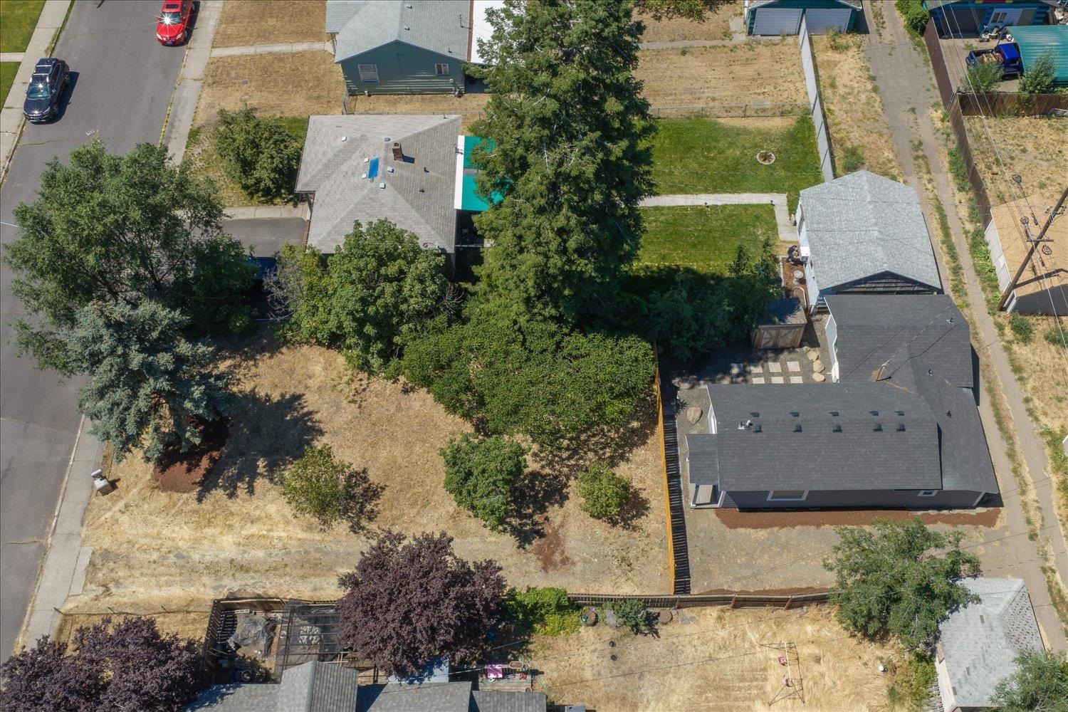 2203 E Glass Ave - Photo 5