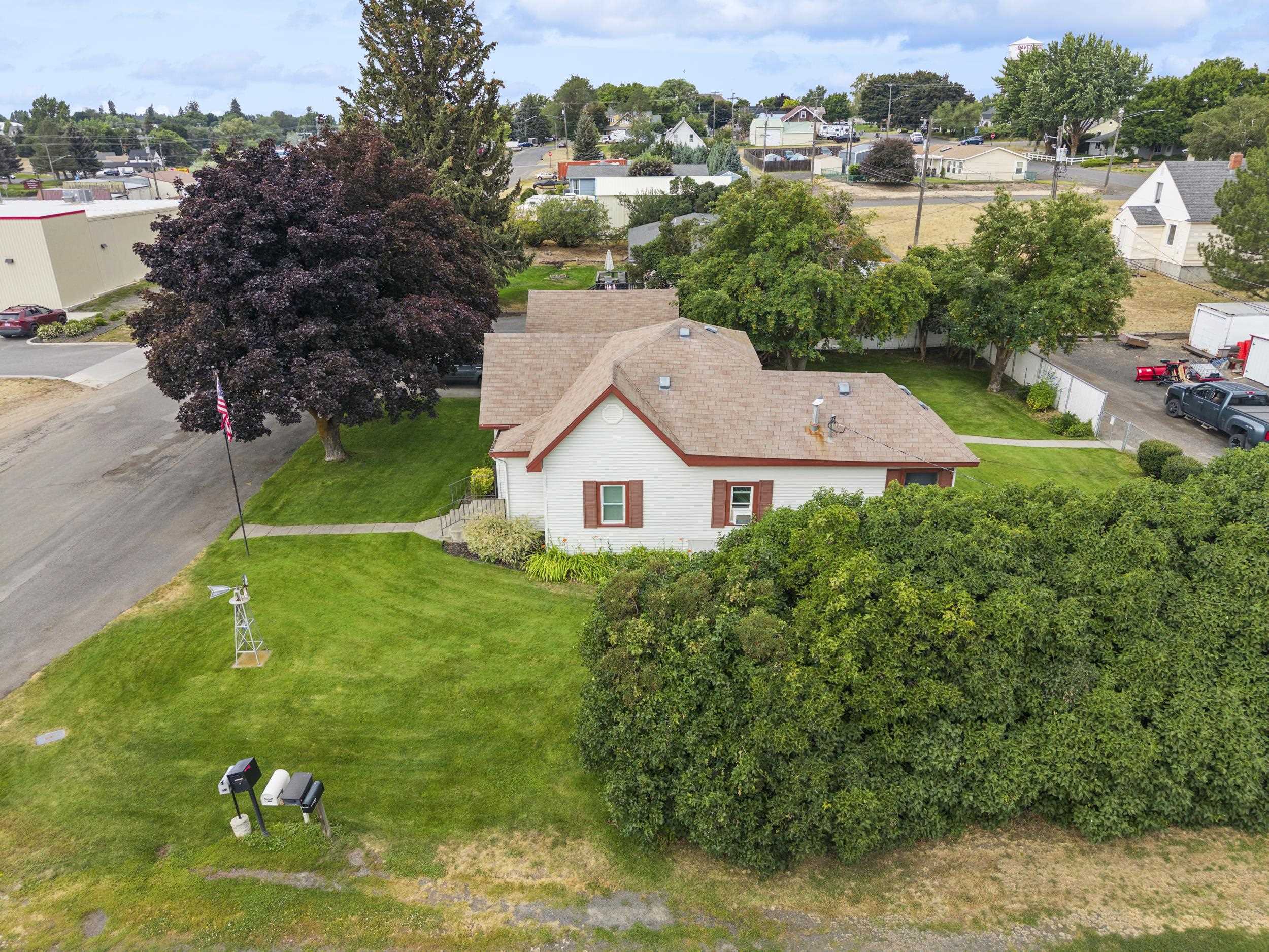 114 Logan St - Photo 12