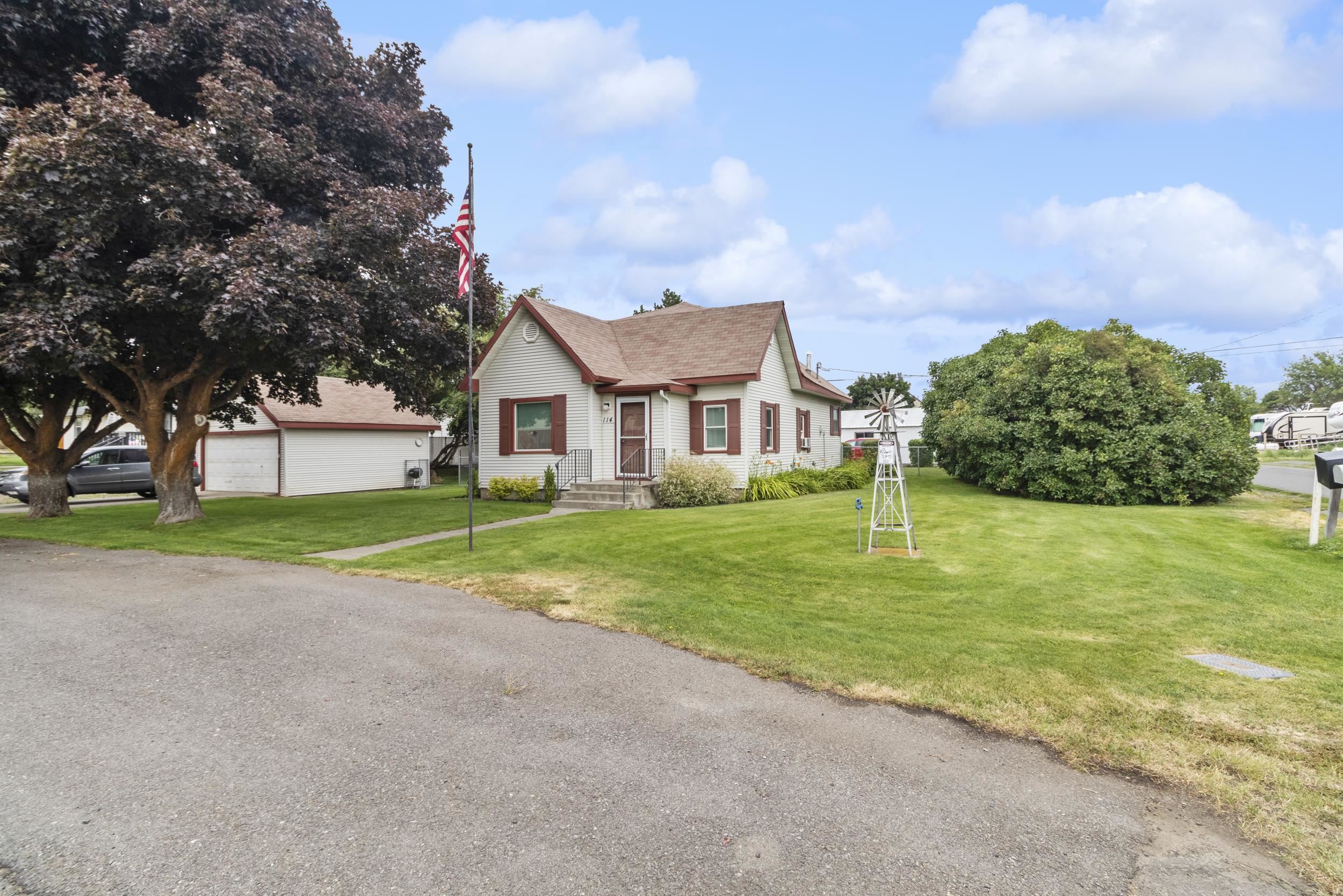 114 Logan St - Photo 20