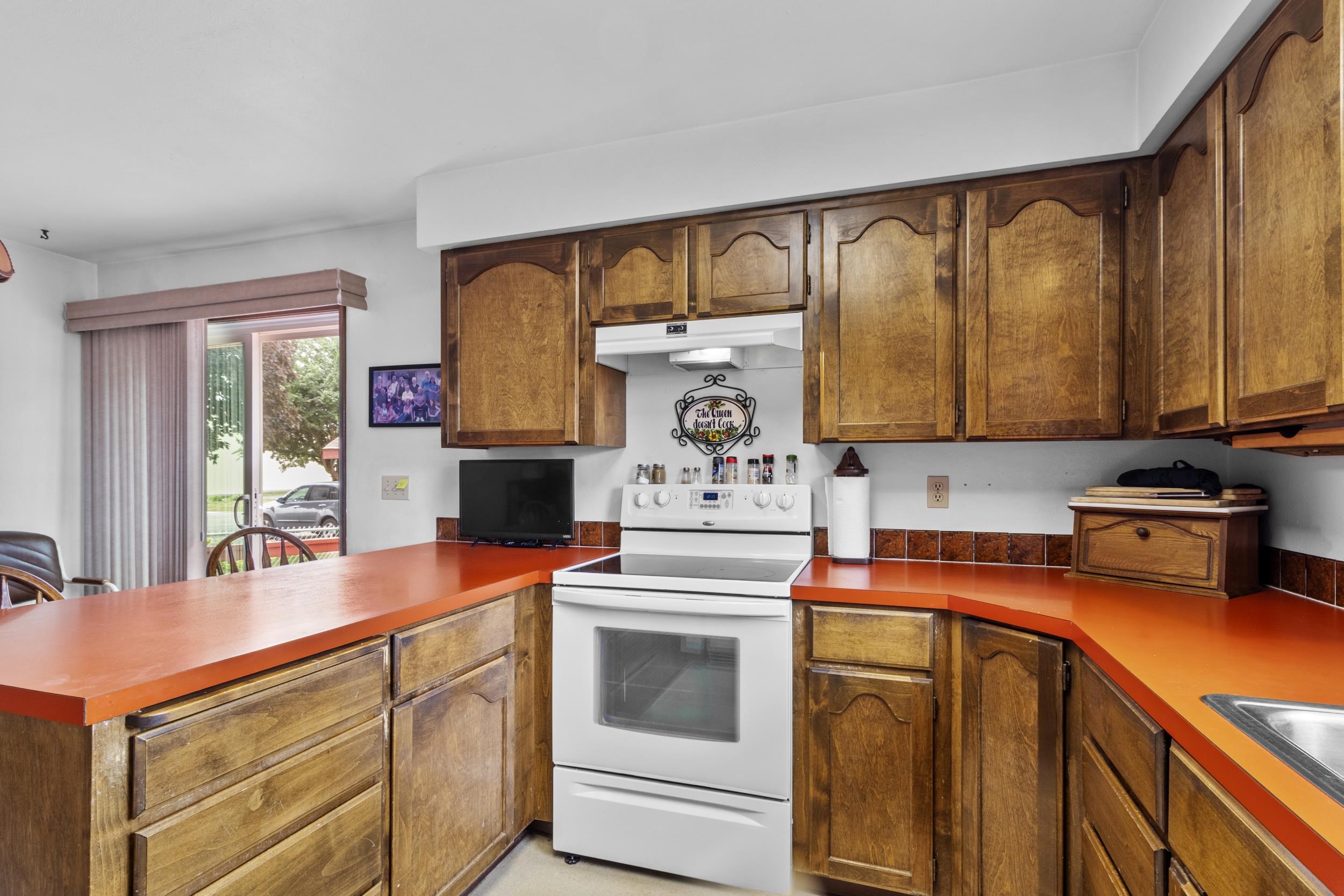 114 Logan St - Photo 29