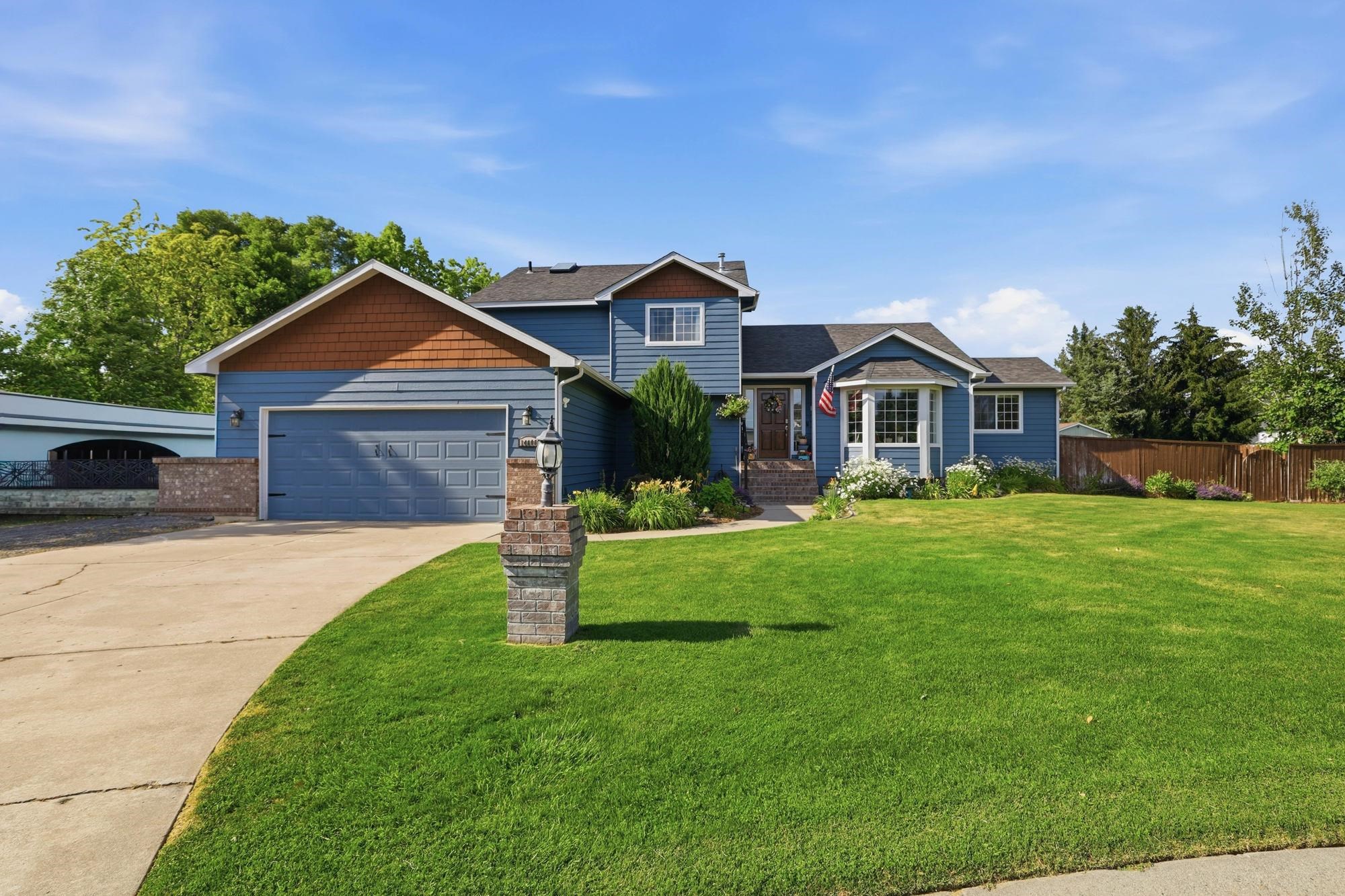 14606 N Fairview Dr - Photo 1