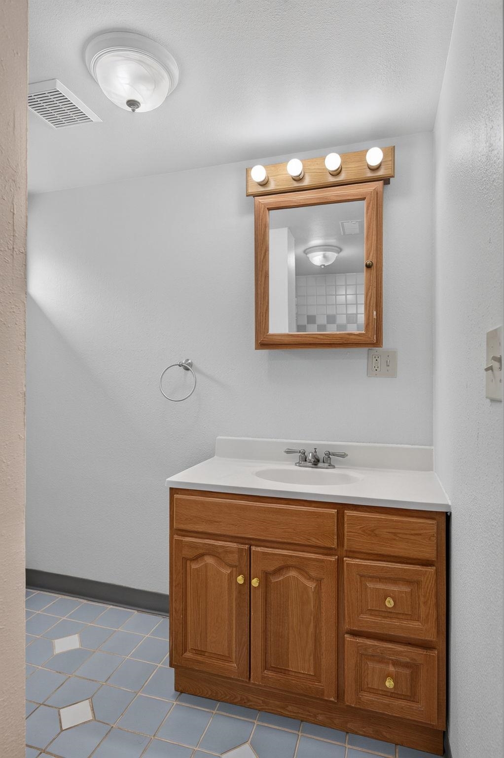2309 N Wall St - Photo 16