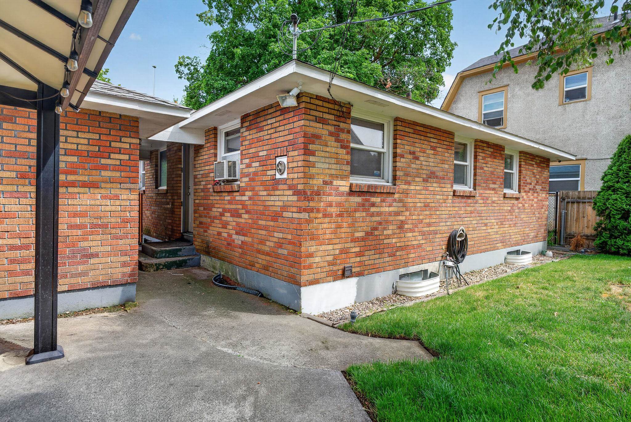 2309 N Wall St - Photo 24
