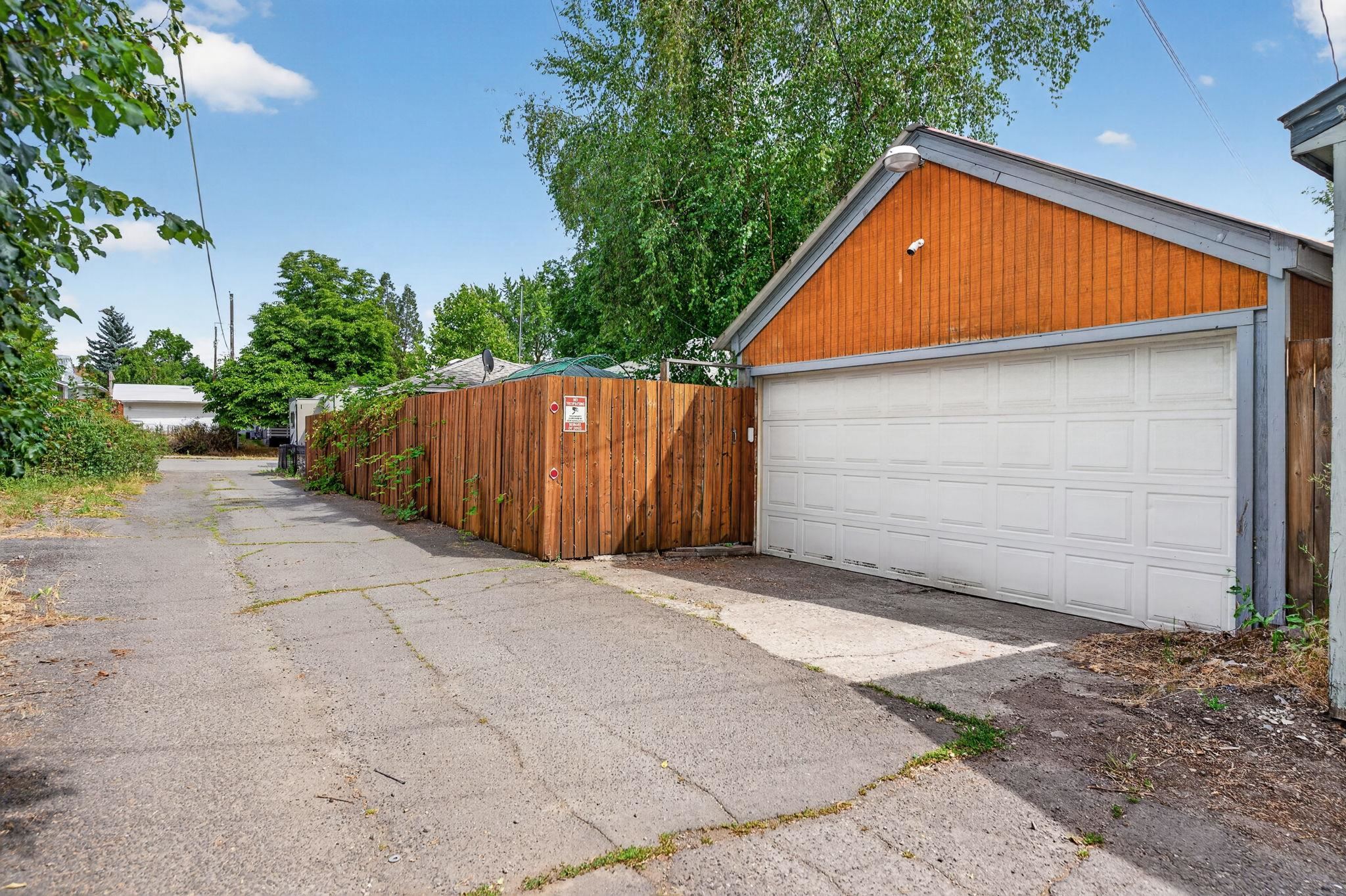 2309 N Wall St - Photo 28