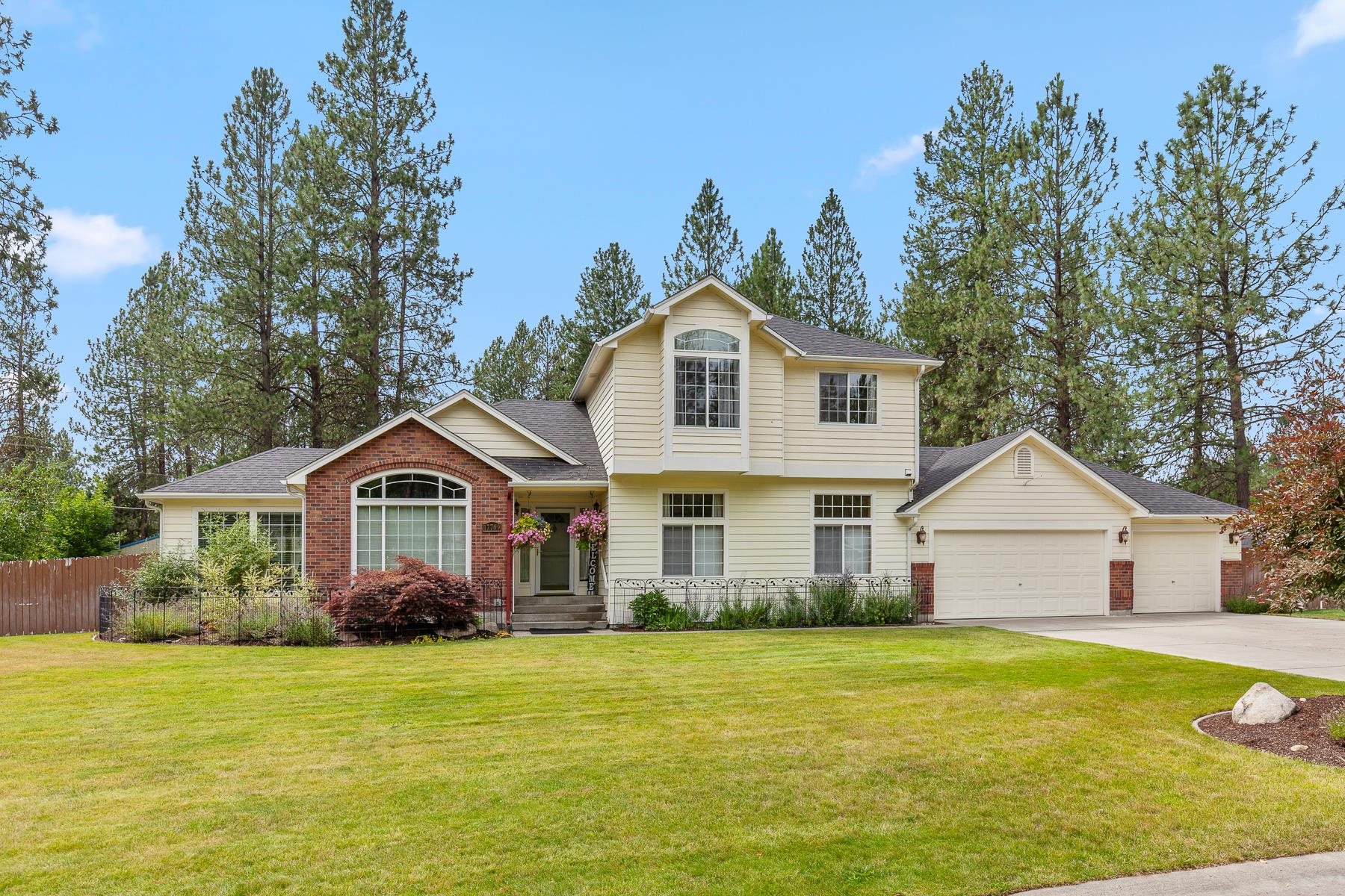 17709 N Kimberly Rd - Photo 2