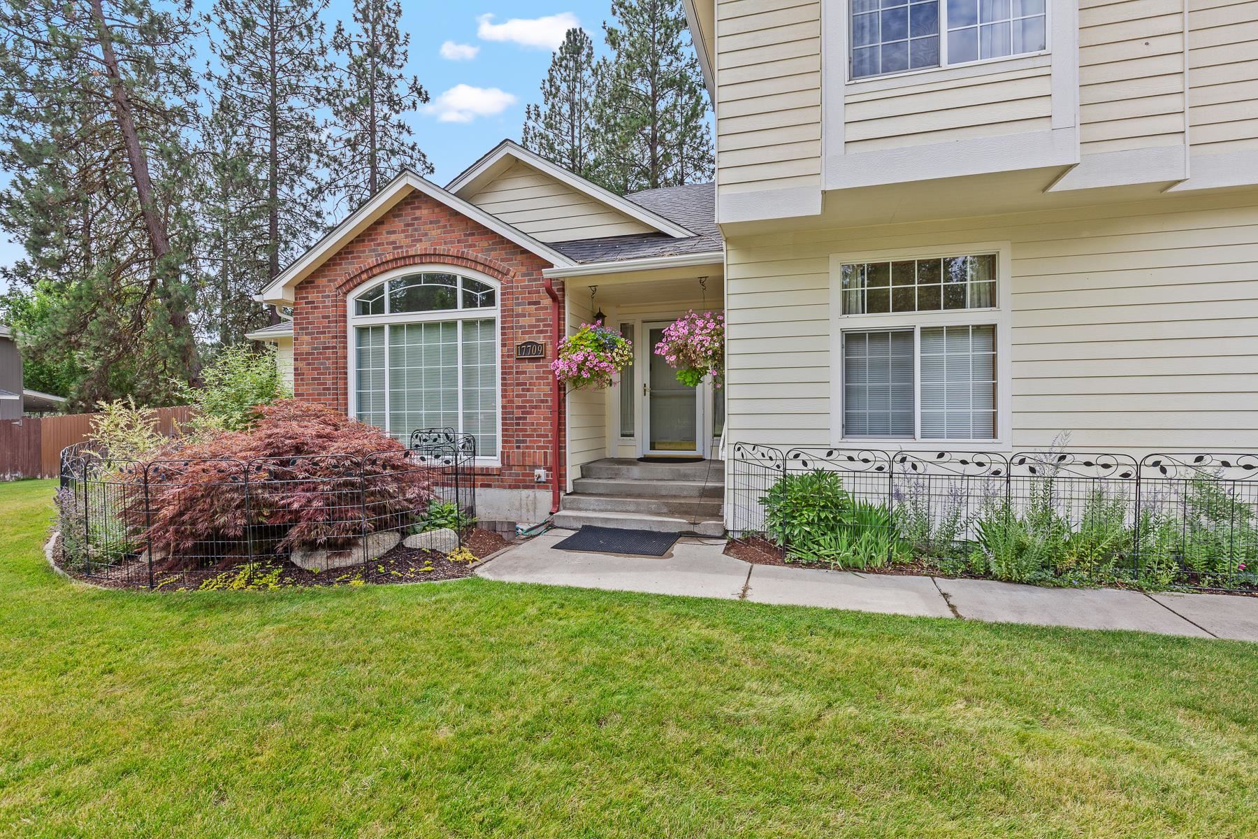 17709 N Kimberly Rd - Photo 3