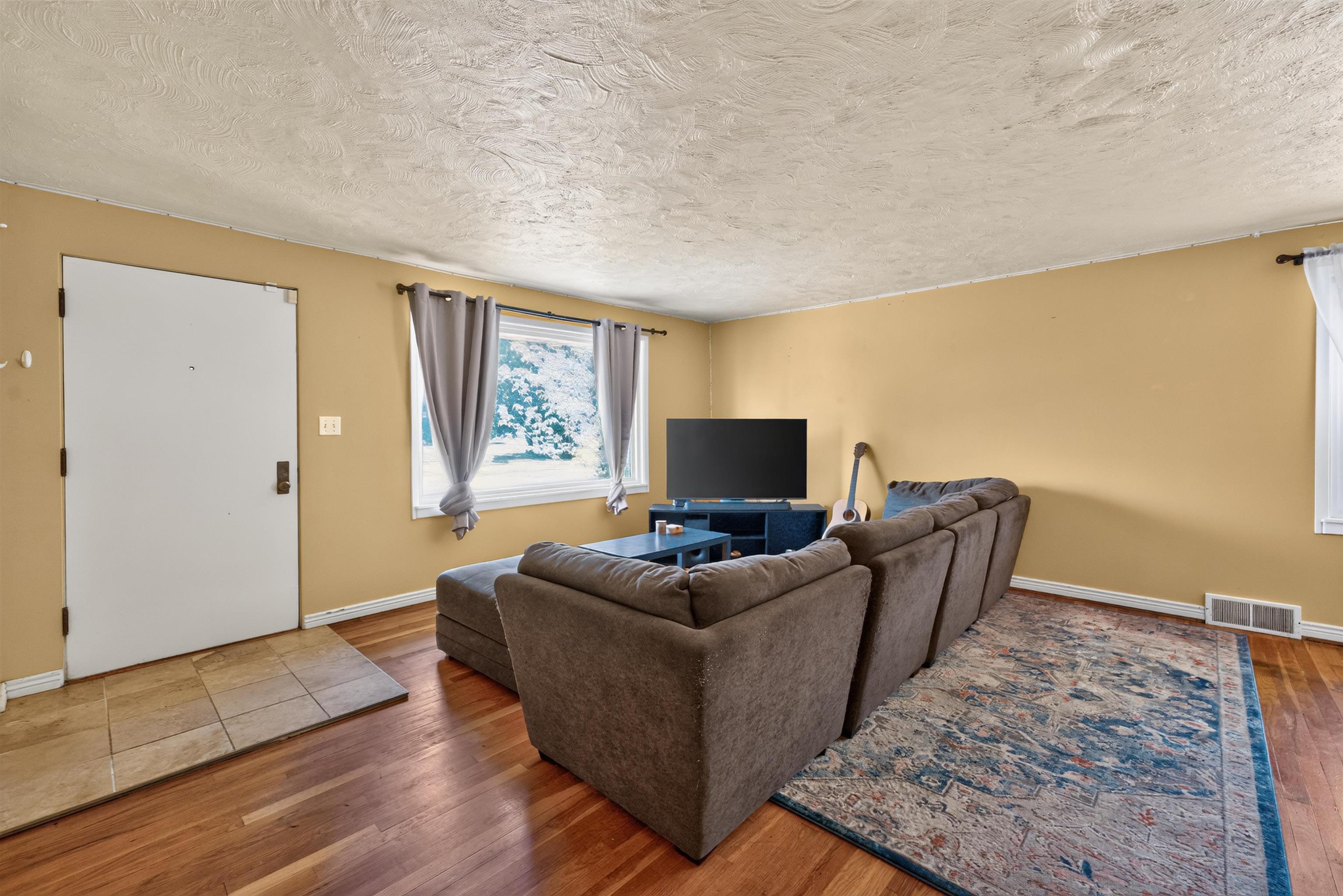 803 E Princeton Ave - Photo 8