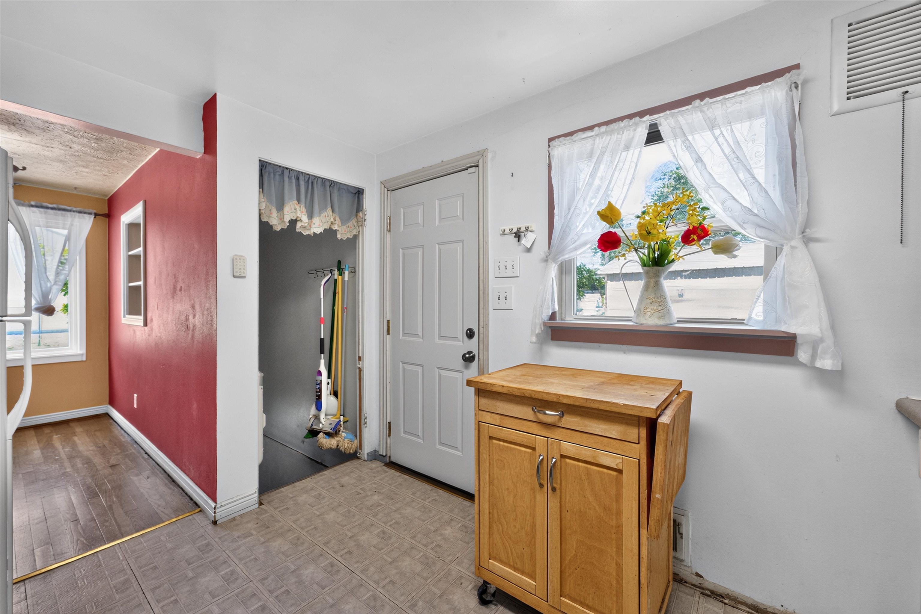 803 E Princeton Ave - Photo 9