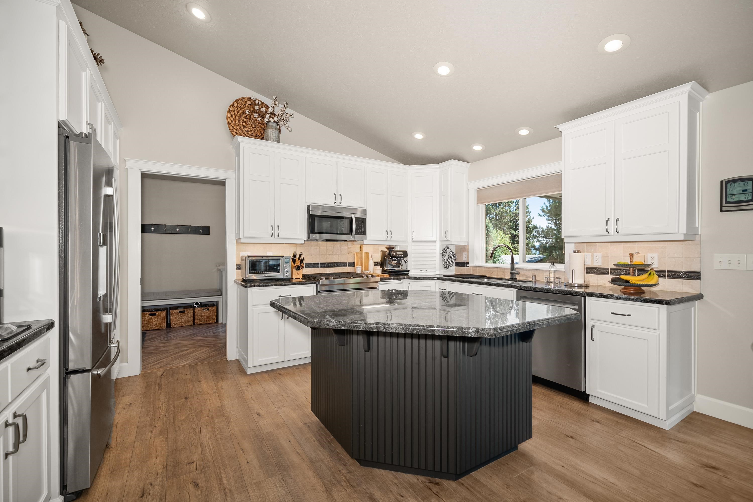 2405 W Stratton Ave - Photo 13