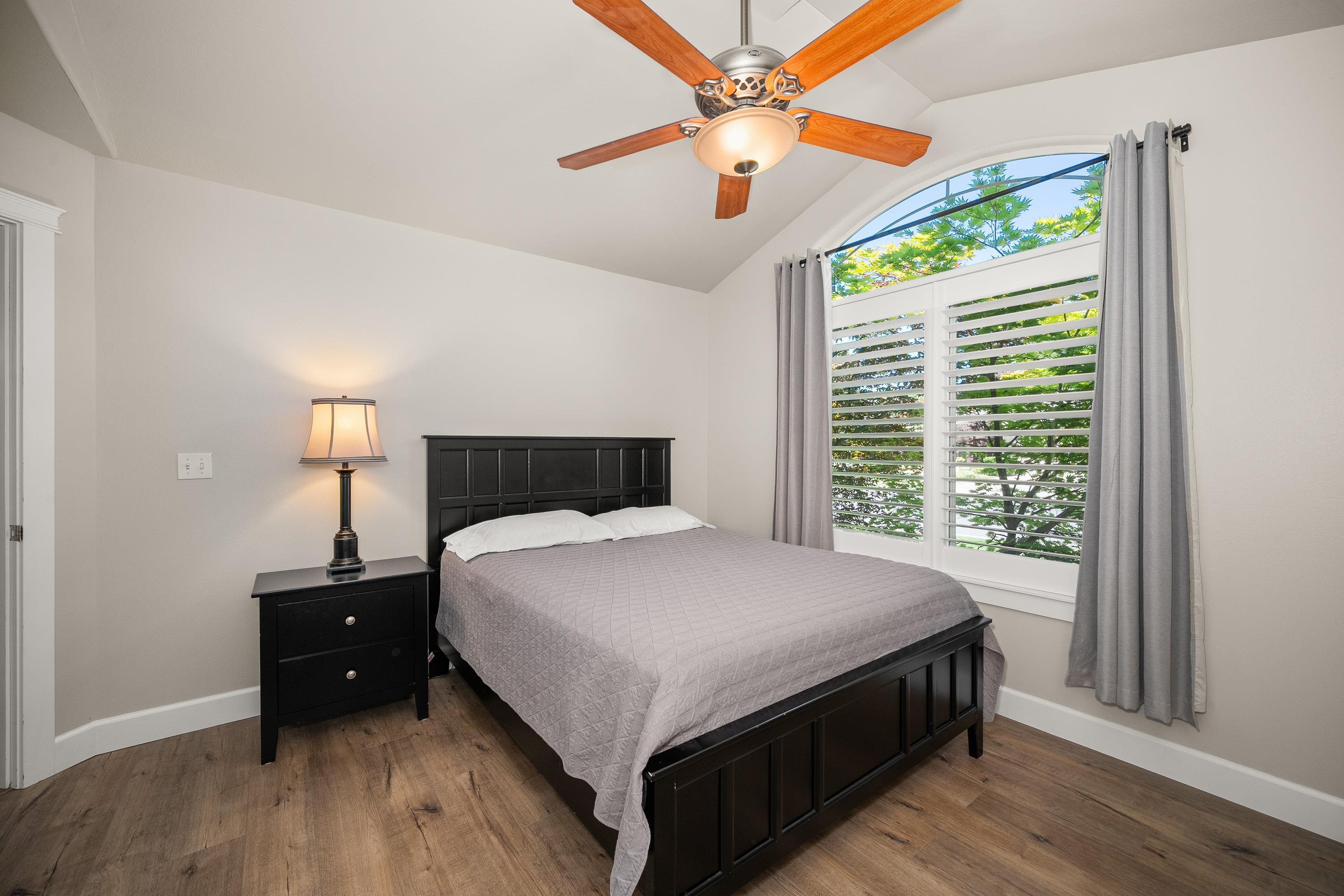 2405 W Stratton Ave - Photo 19