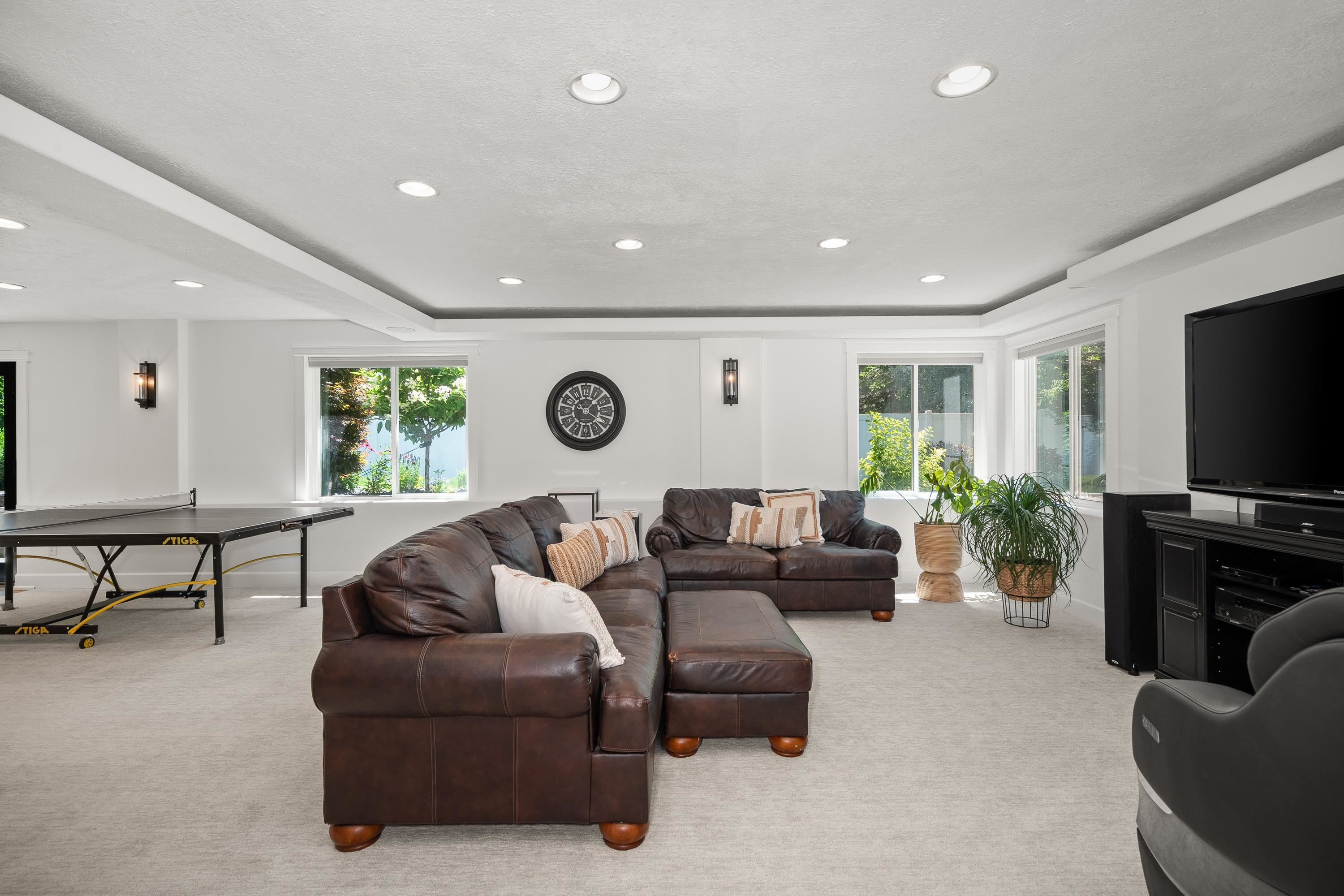2405 W Stratton Ave - Photo 23