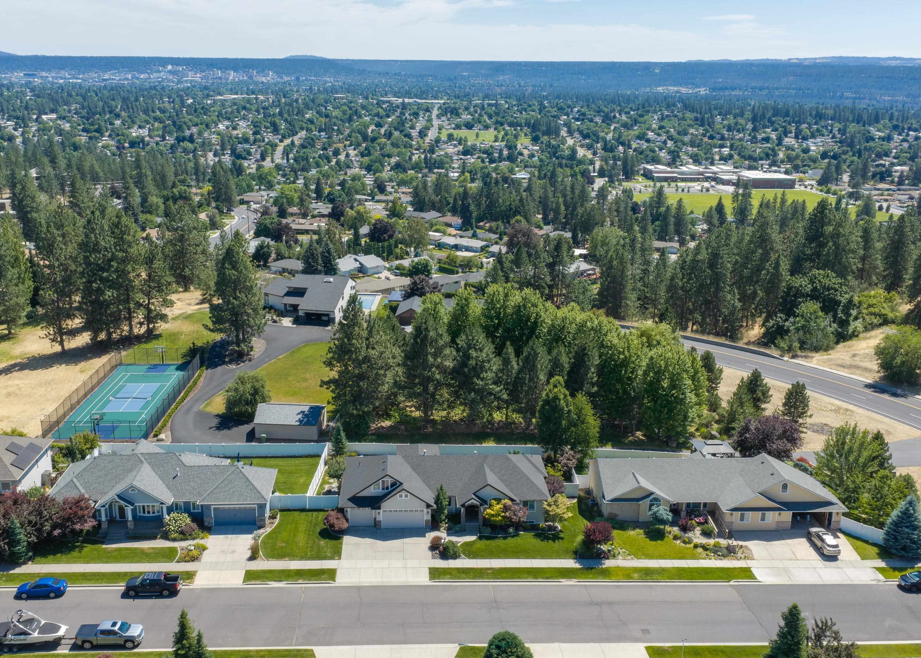 2405 W Stratton Ave - Photo 45