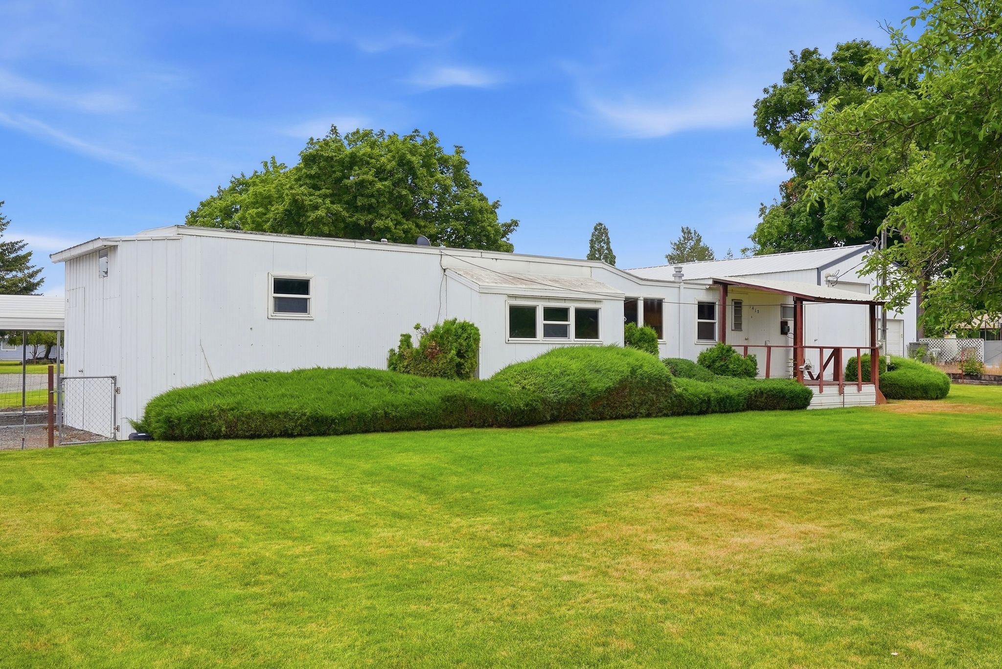 1415 S Bowdish Rd - Photo 3