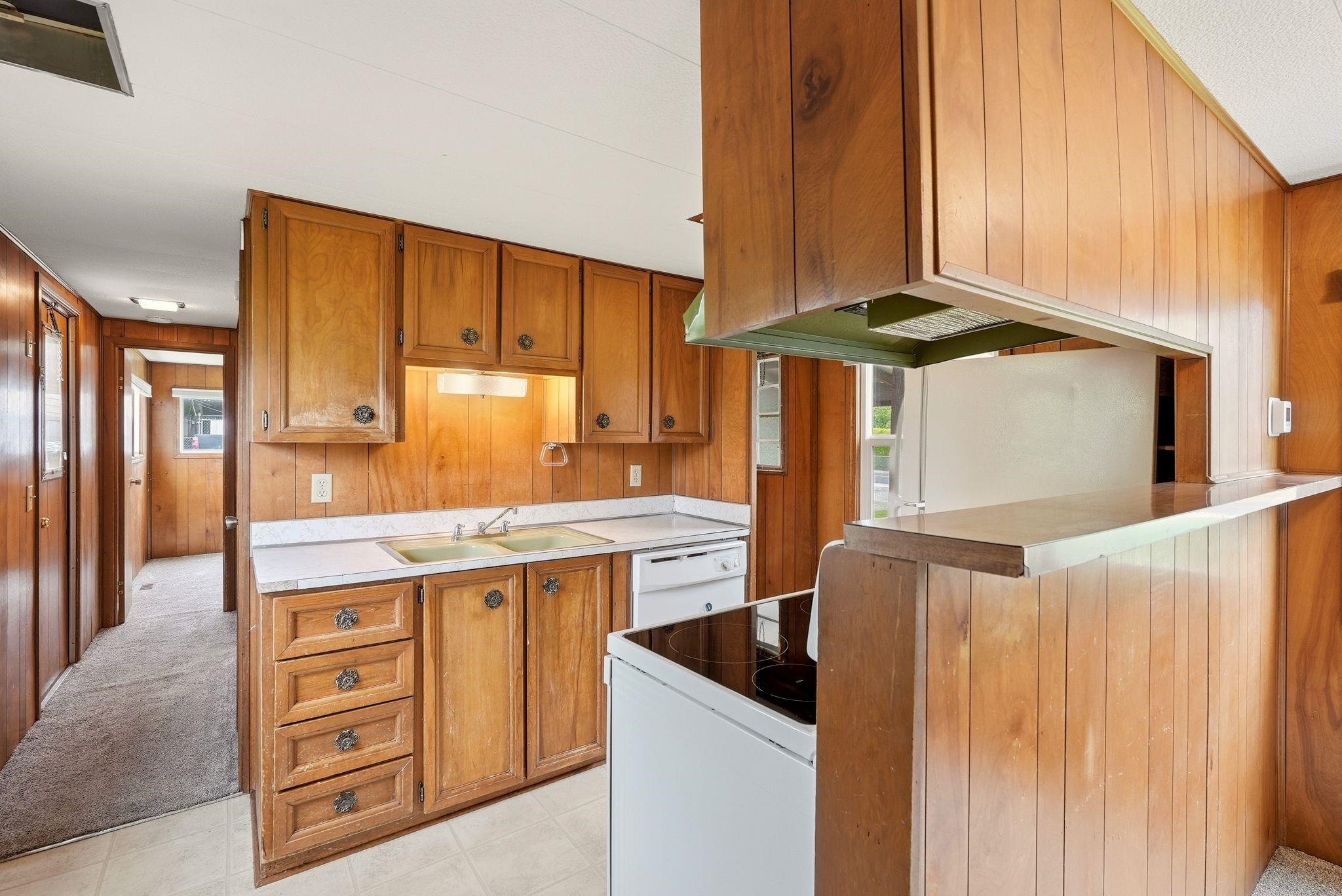 1415 S Bowdish Rd - Photo 9