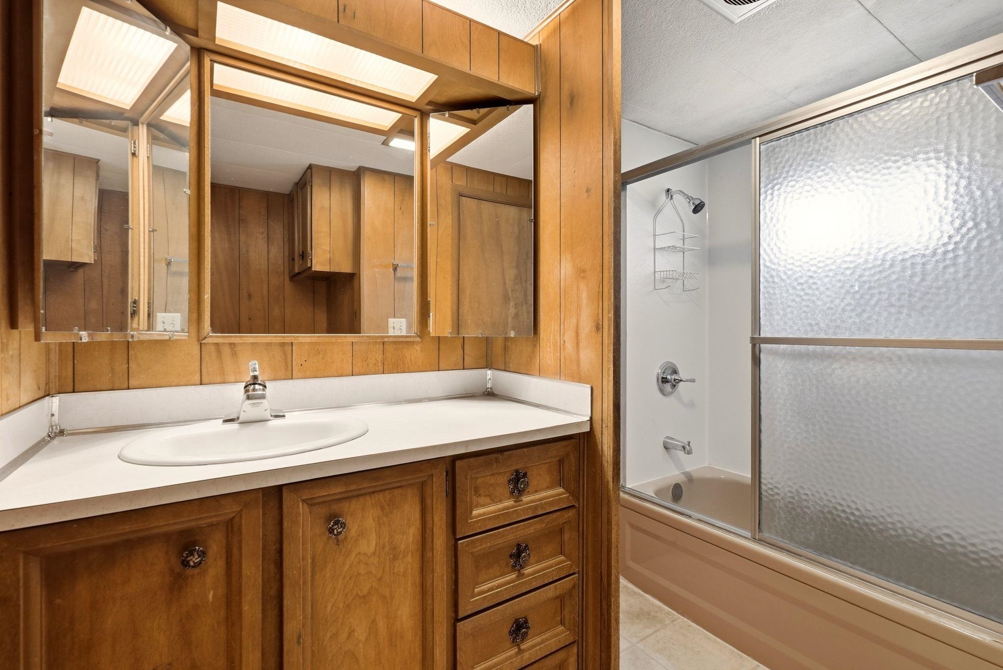 1415 S Bowdish Rd - Photo 15