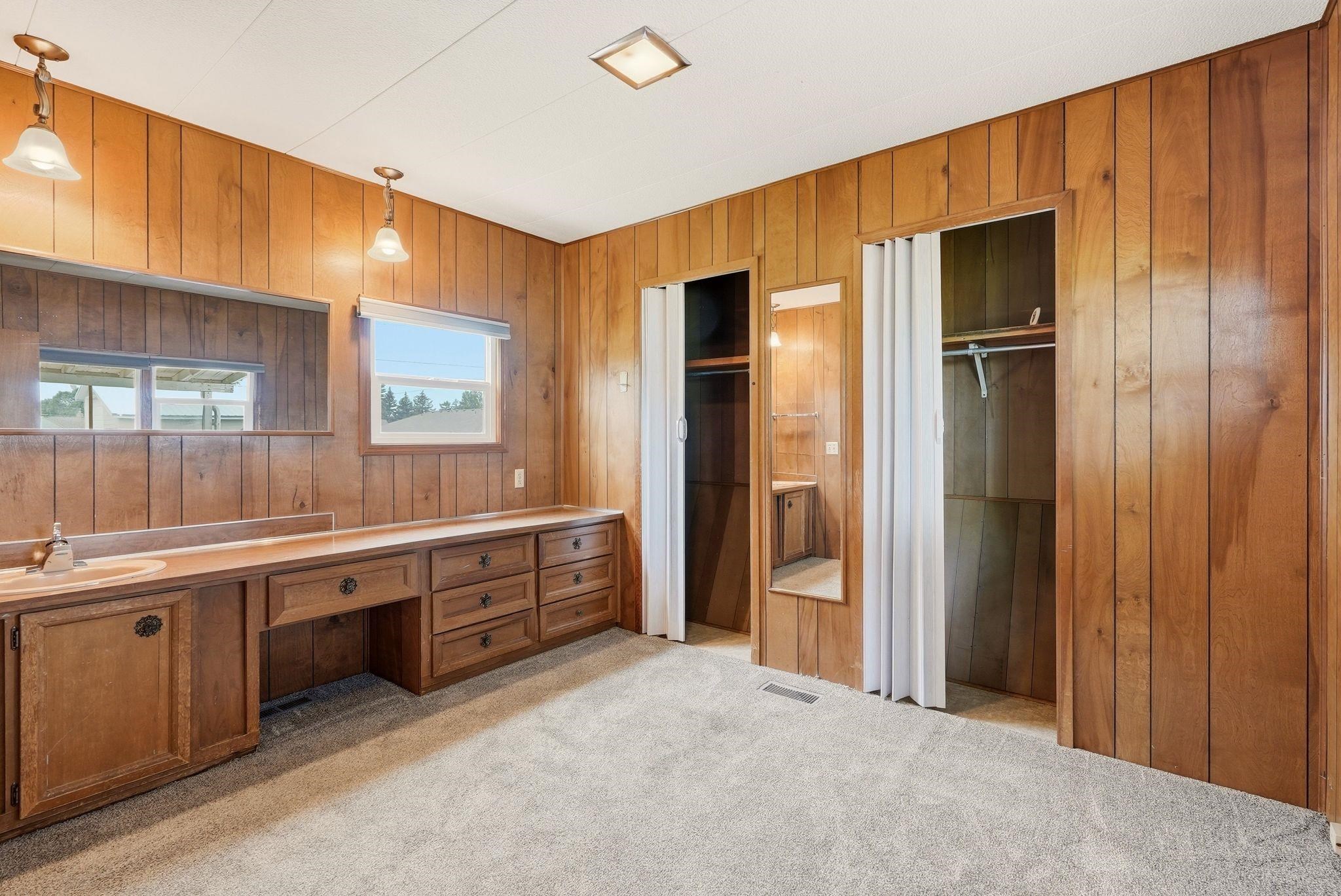 1415 S Bowdish Rd - Photo 17