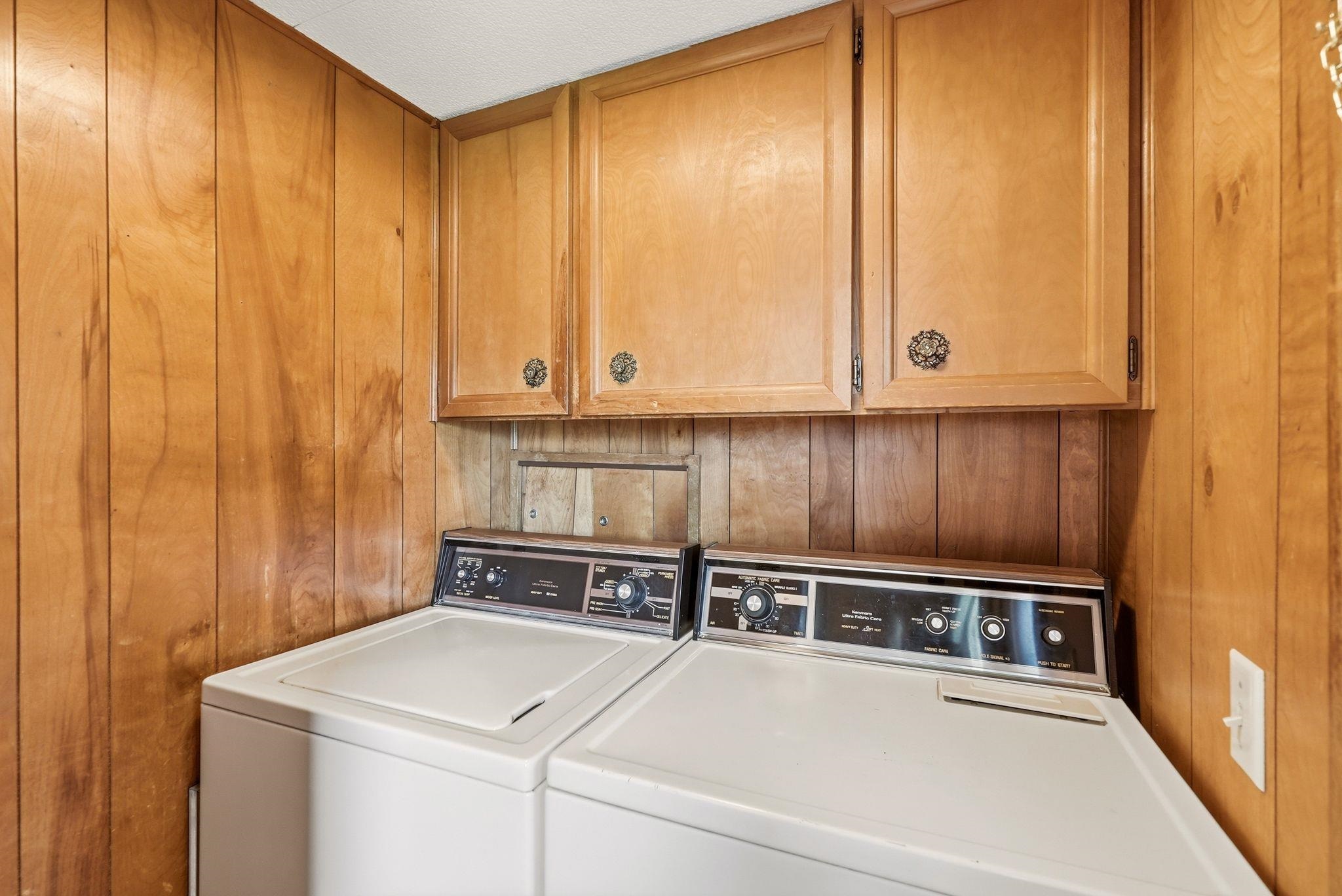 1415 S Bowdish Rd - Photo 18