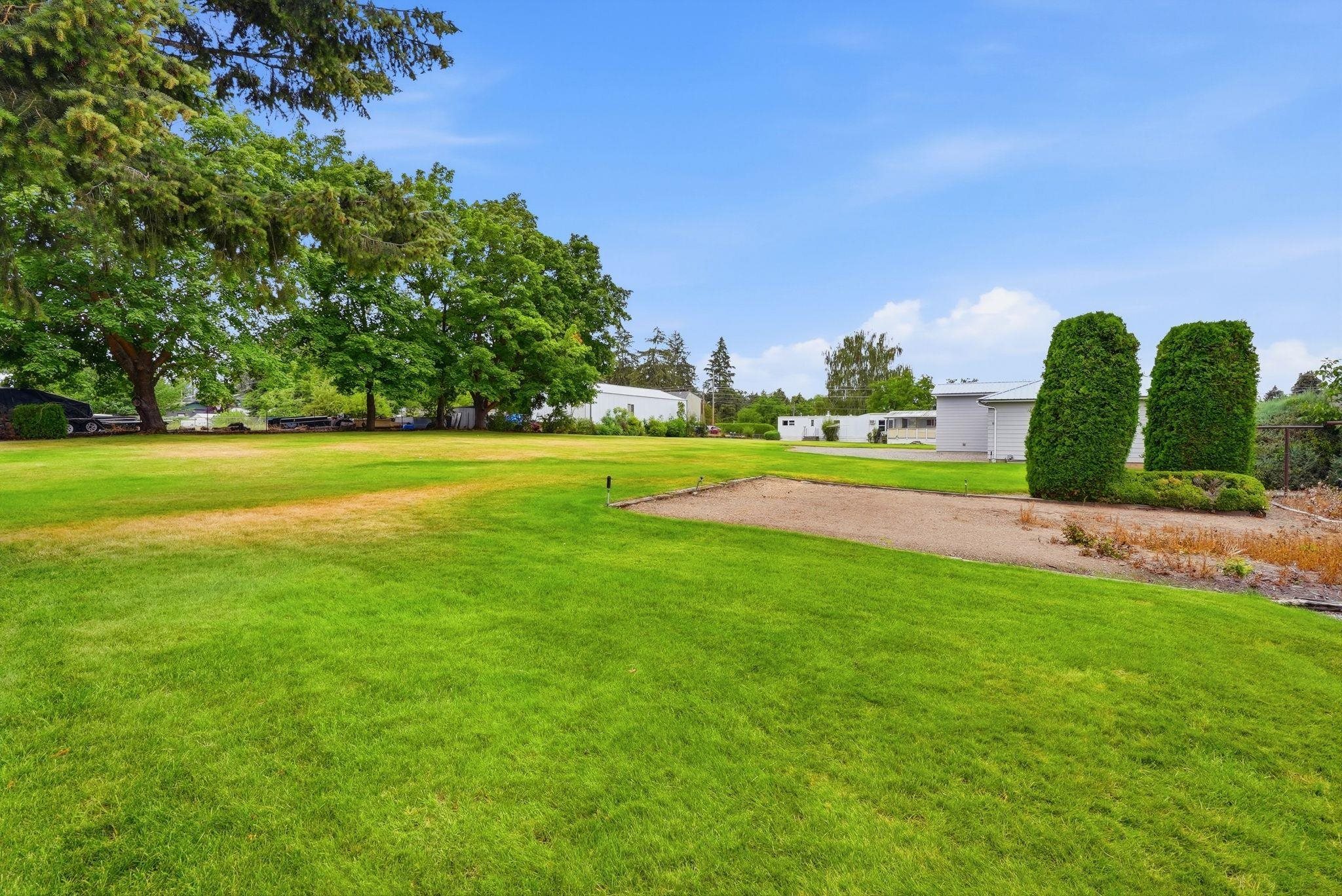 1415 S Bowdish Rd - Photo 26
