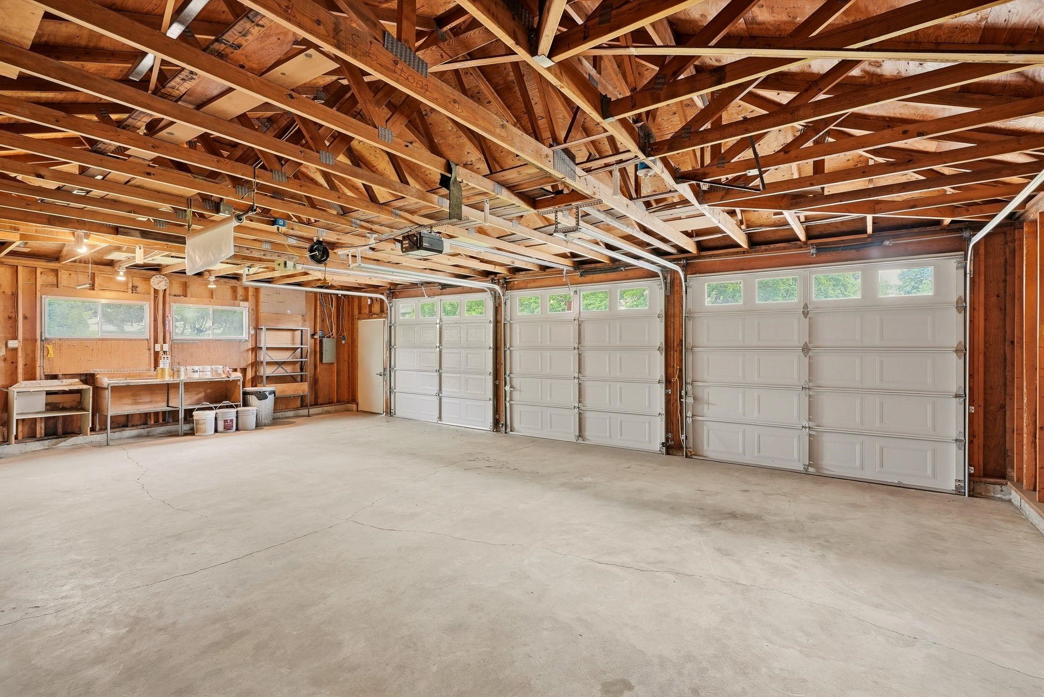 1415 S Bowdish Rd - Photo 36